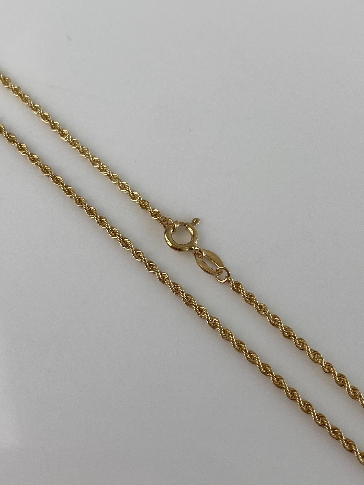 Vintage Solid 14k Yellow Gold Slim Rope Chain Necklace - 18 inches
