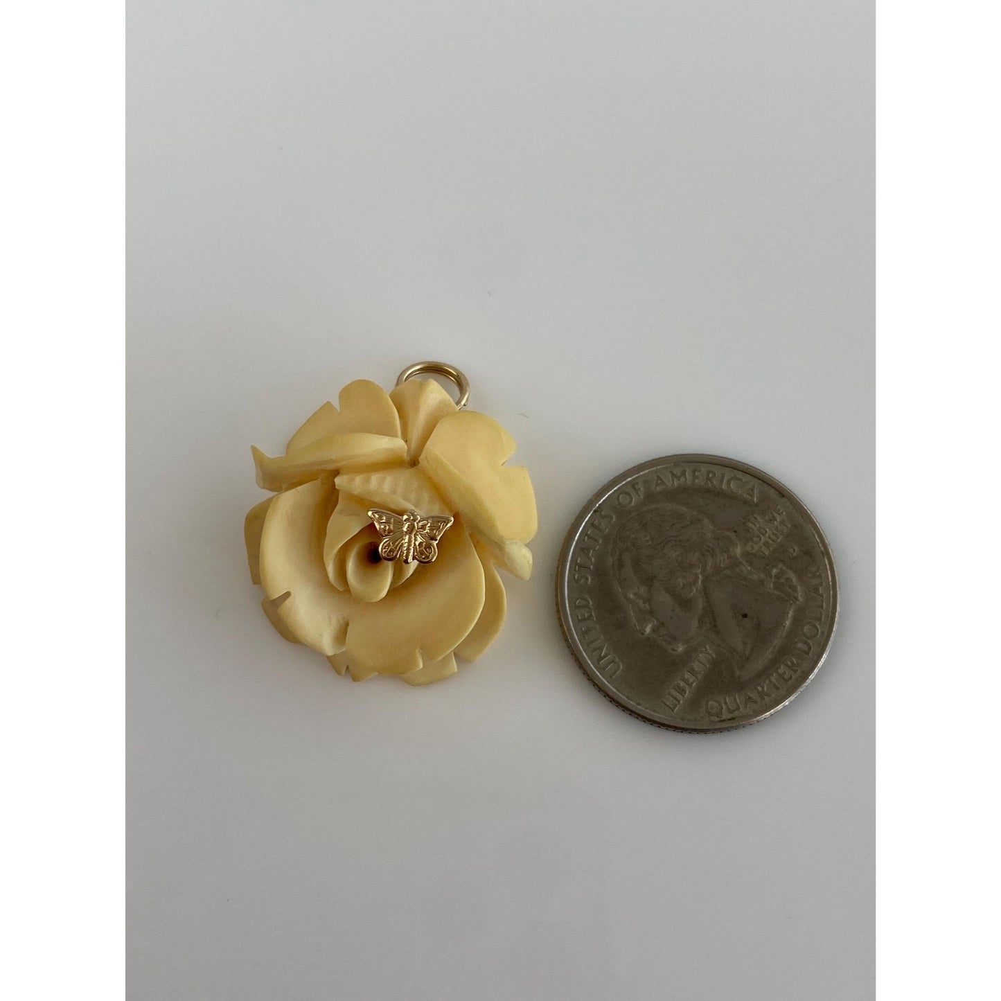 Vintage Solid 14k Yellow Gold Carved Flower Butterfly Charm
