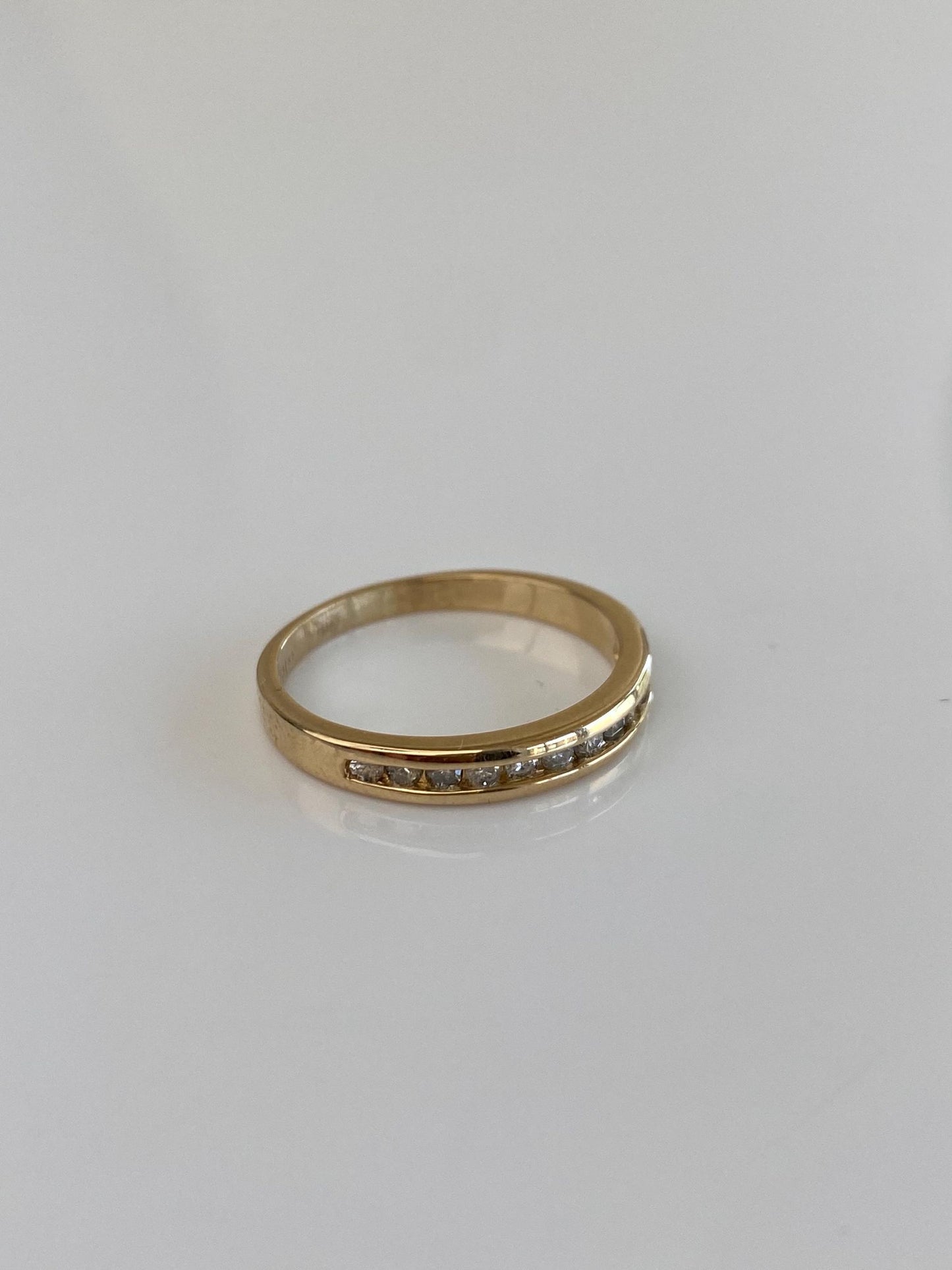 Vintage Solid 14k Yellow Gold Diamond Ring Band - Size 6.75