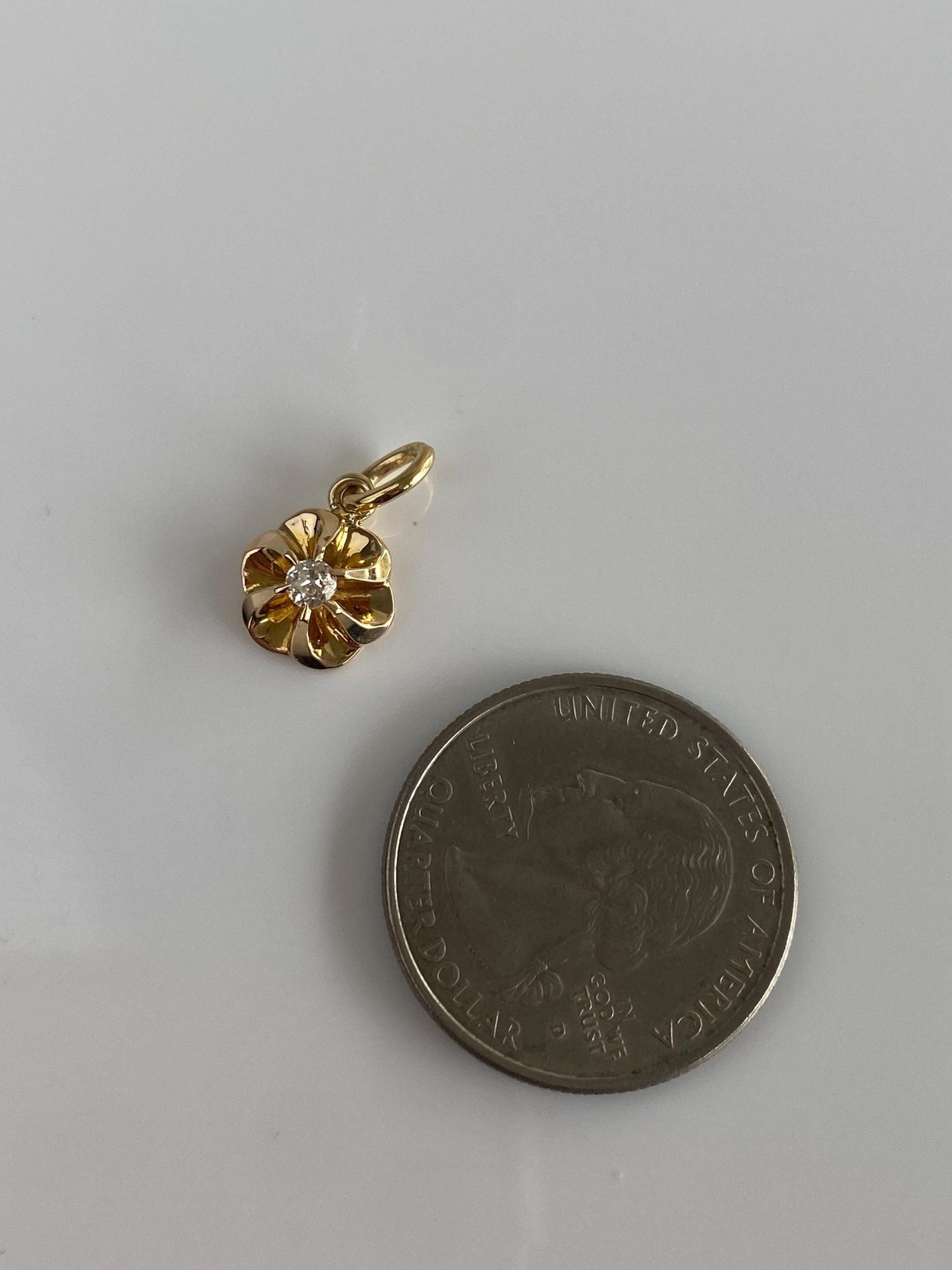 Vintage Solid 14k Yellow Gold Diamond Flower Charm
