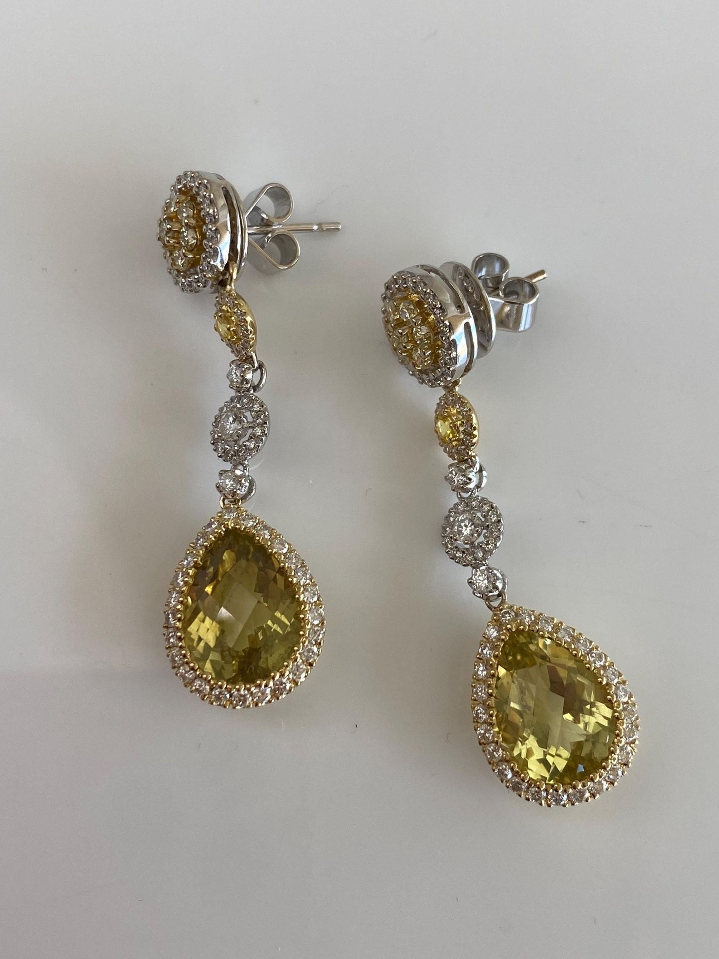 Vintage Solid 18k White & Yellow Gold Clear Sapphire Yellow Quartz Dangle Earrings