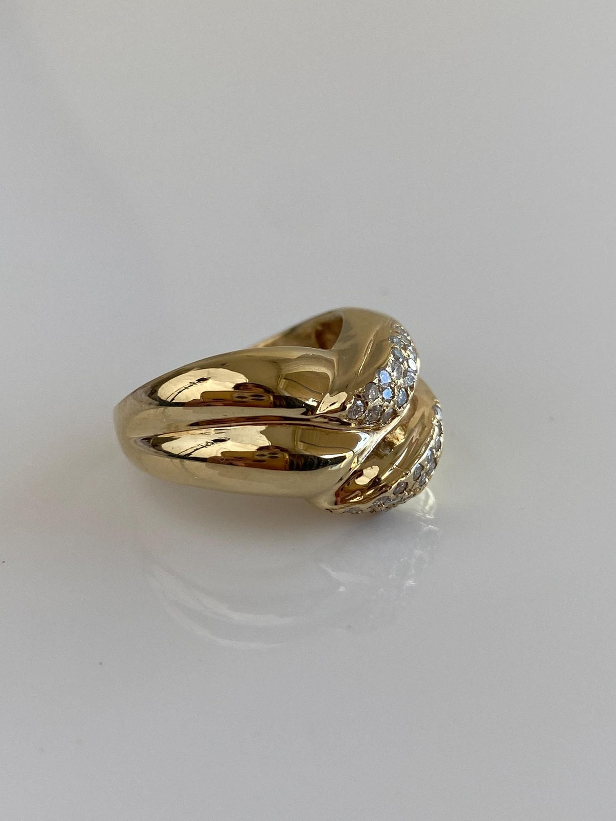 Vintage Solid 14k Yellow Gold Chunky Diamond Chevron Ring Band - Size 8