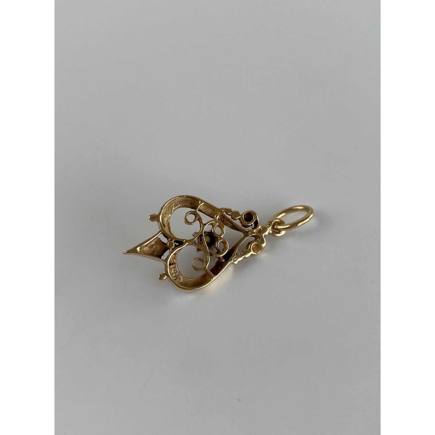 Vintage Solid 14k Yellow Gold Ornate Pearl Charm