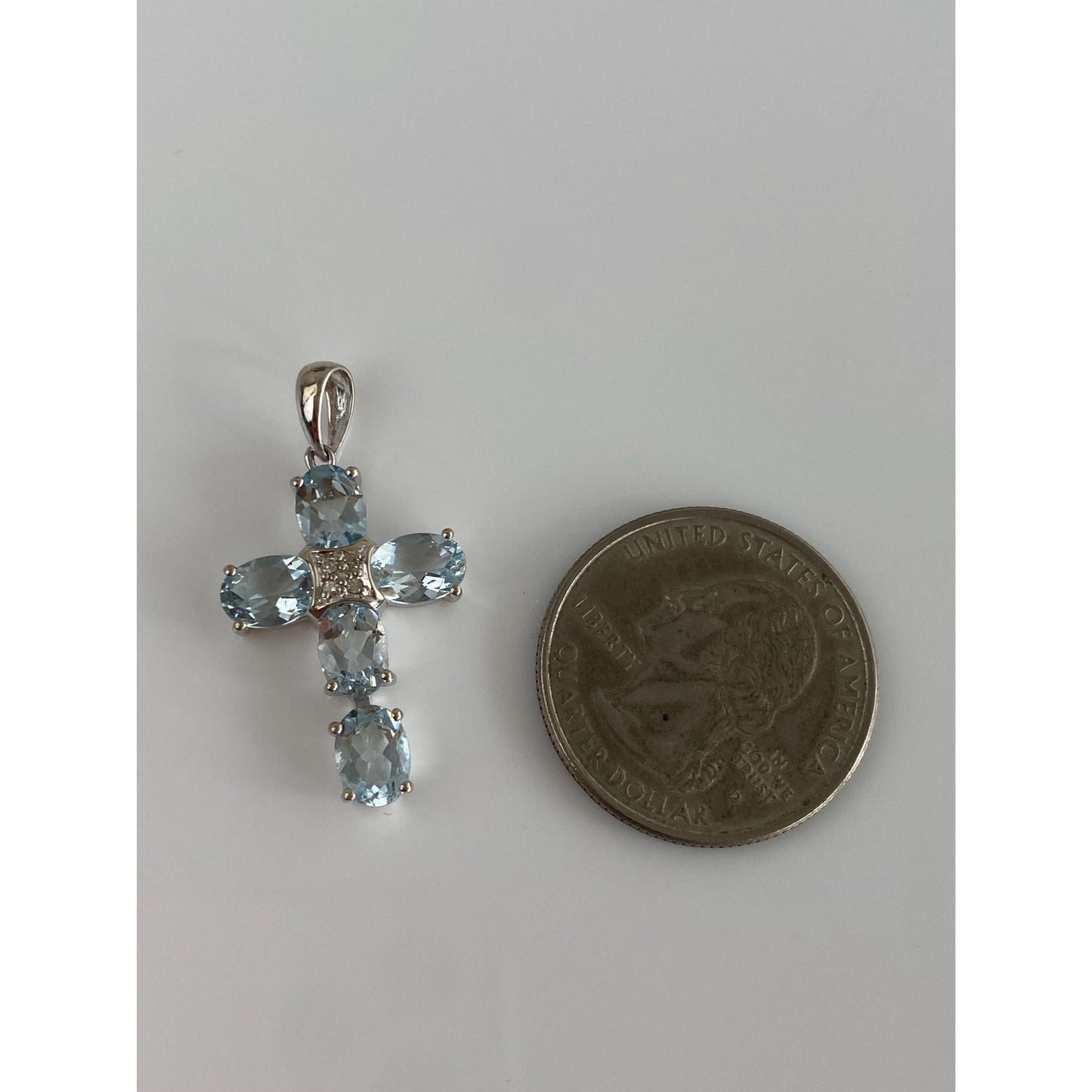 Vintage 10k White Gold Clear Sapphire Aquamarine Cross Charm