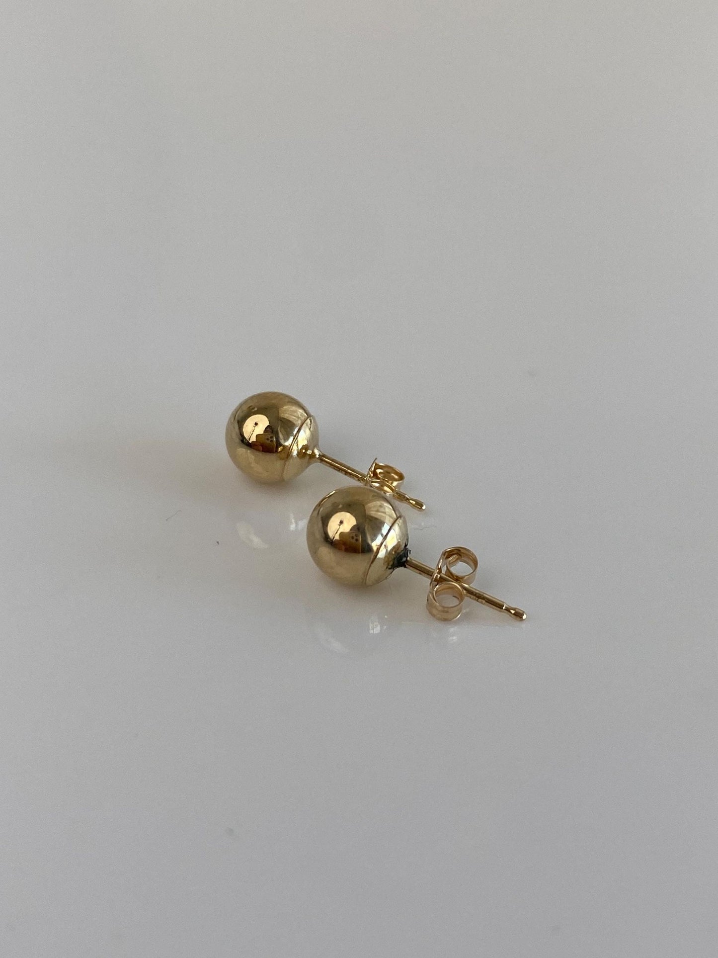 Vintage 14k Yellow Gold Ball Stud Earrings