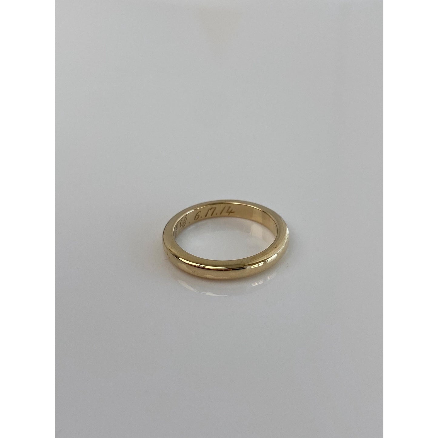 Vintage Solid 14k Yellow Gold Ring Band - Size 5.25