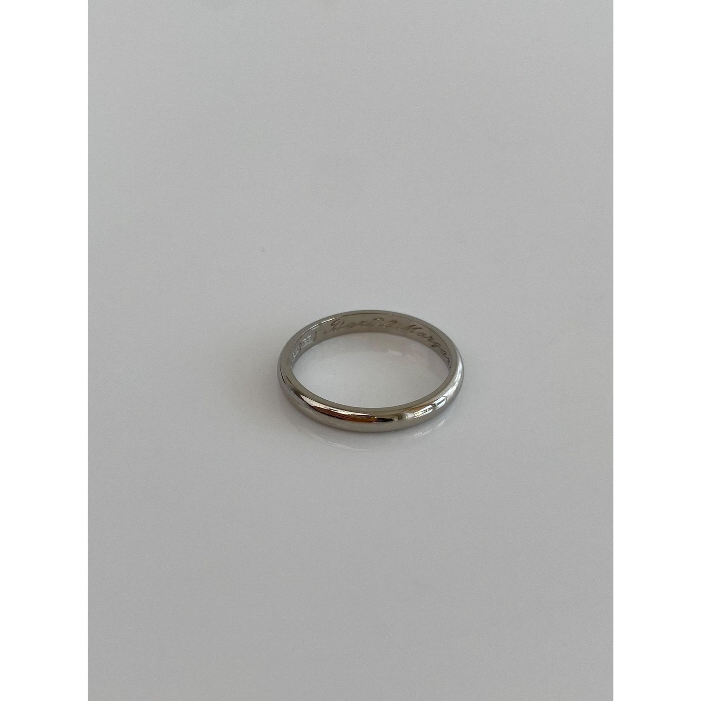 Vintage Solid 18k White Gold Ring Band - Size 6.25