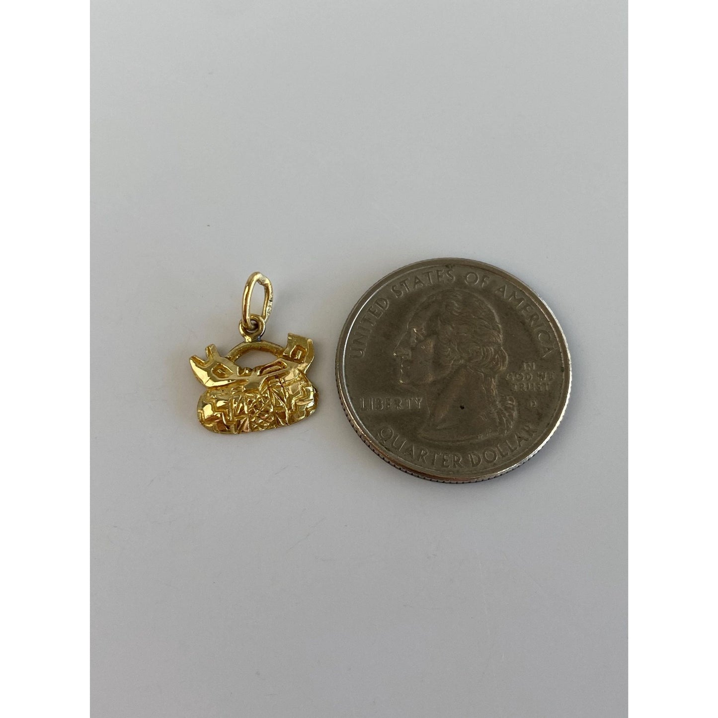 Vintage Solid 18k Yellow Gold Charm