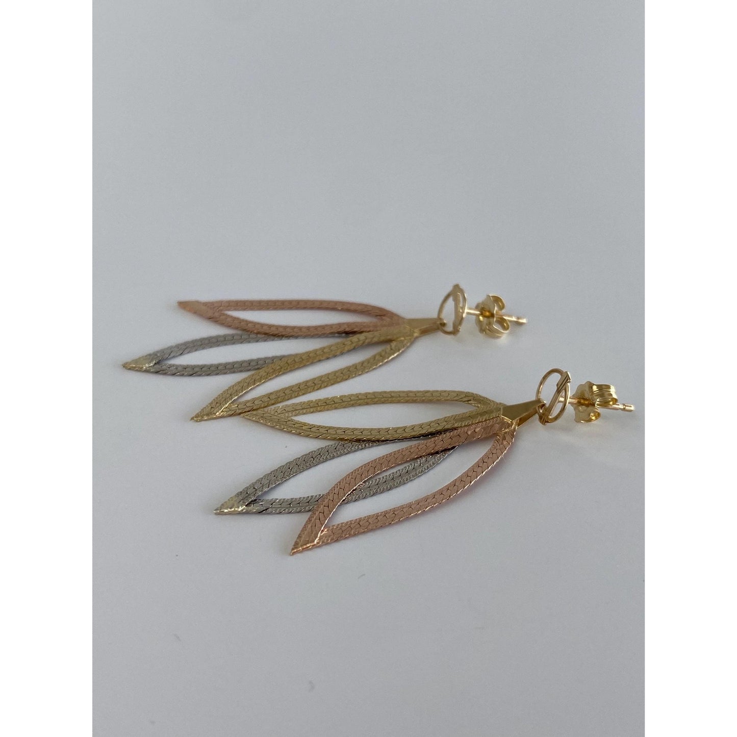 Vintage Solid 14k Tri Tone Gold Flat Chain Dangle Stud Earrings