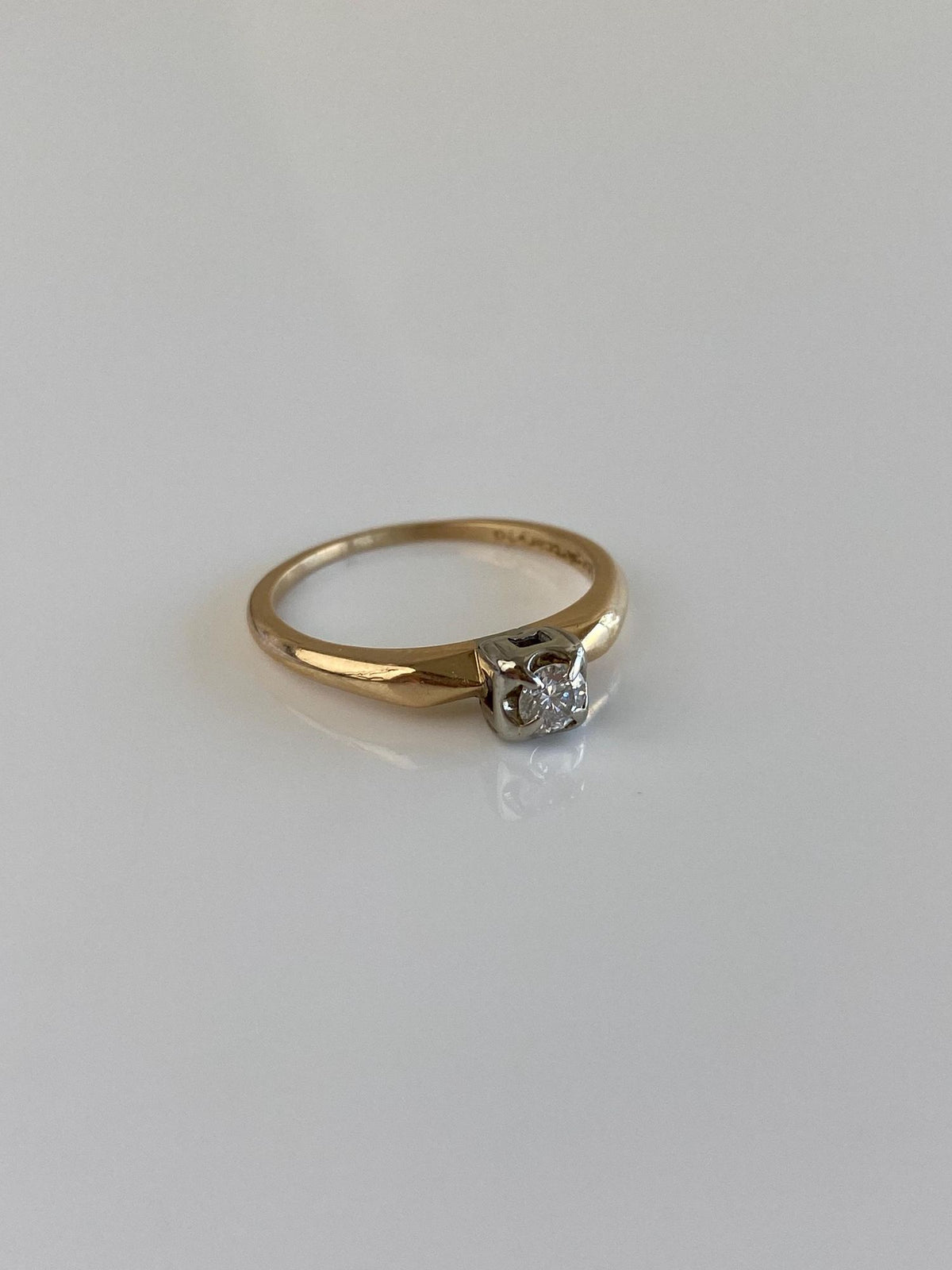 Vintage Solid 14k White & Yellow Gold Diamond Ring - Size 6.75