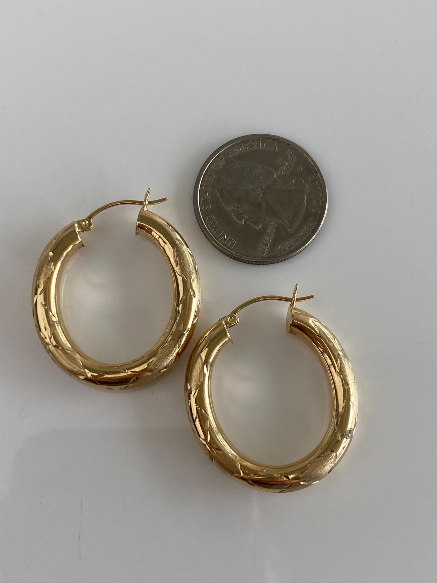 Vintage 14k Yellow Gold Chunky Diamond Cut Hoop Earrings