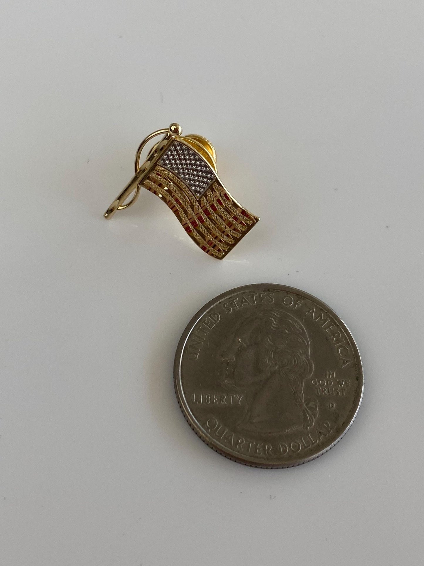 Vintage Solid 14k White & Yellow Gold American Flag Pin