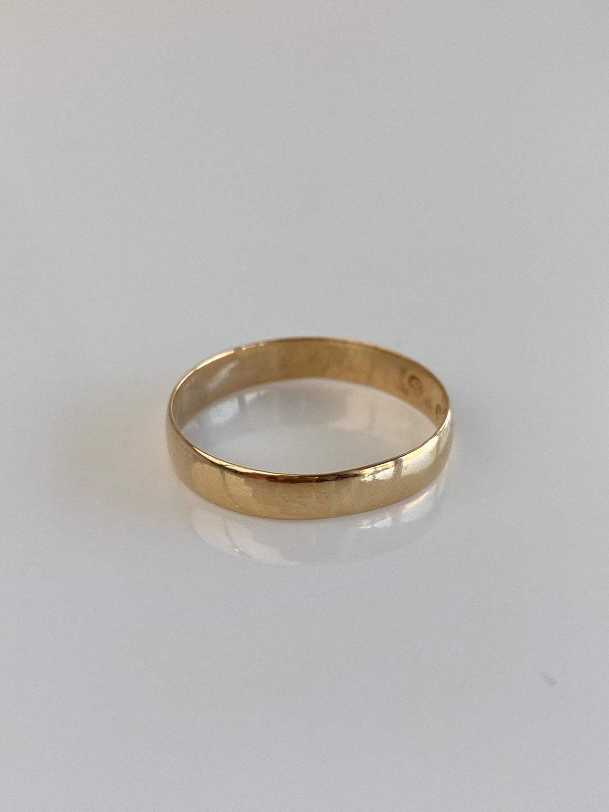 Vintage Solid 14k Yellow Gold Ring Band - Size 11