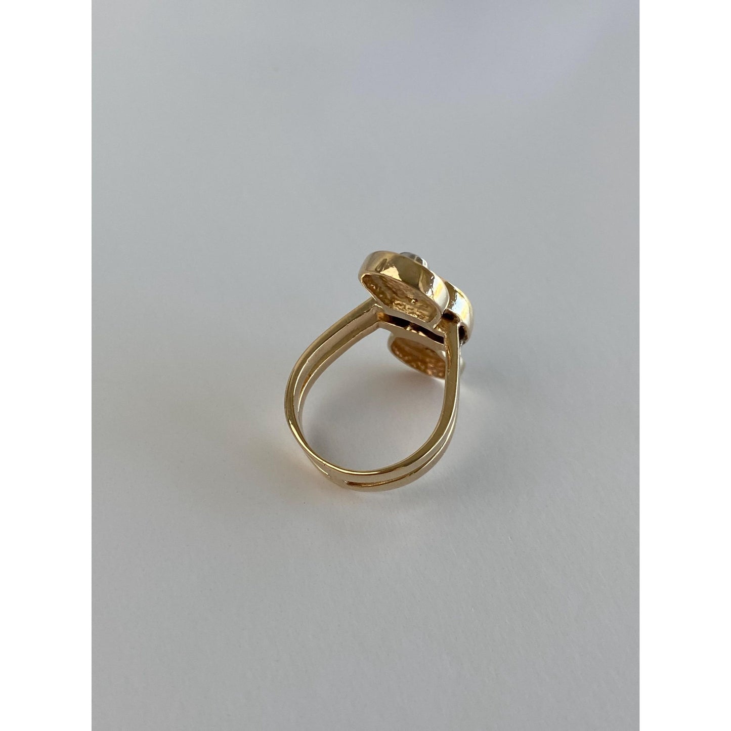 Vintage Solid 14k Yellow Gold Diamond Propeller Shape Ring - Size 4.5