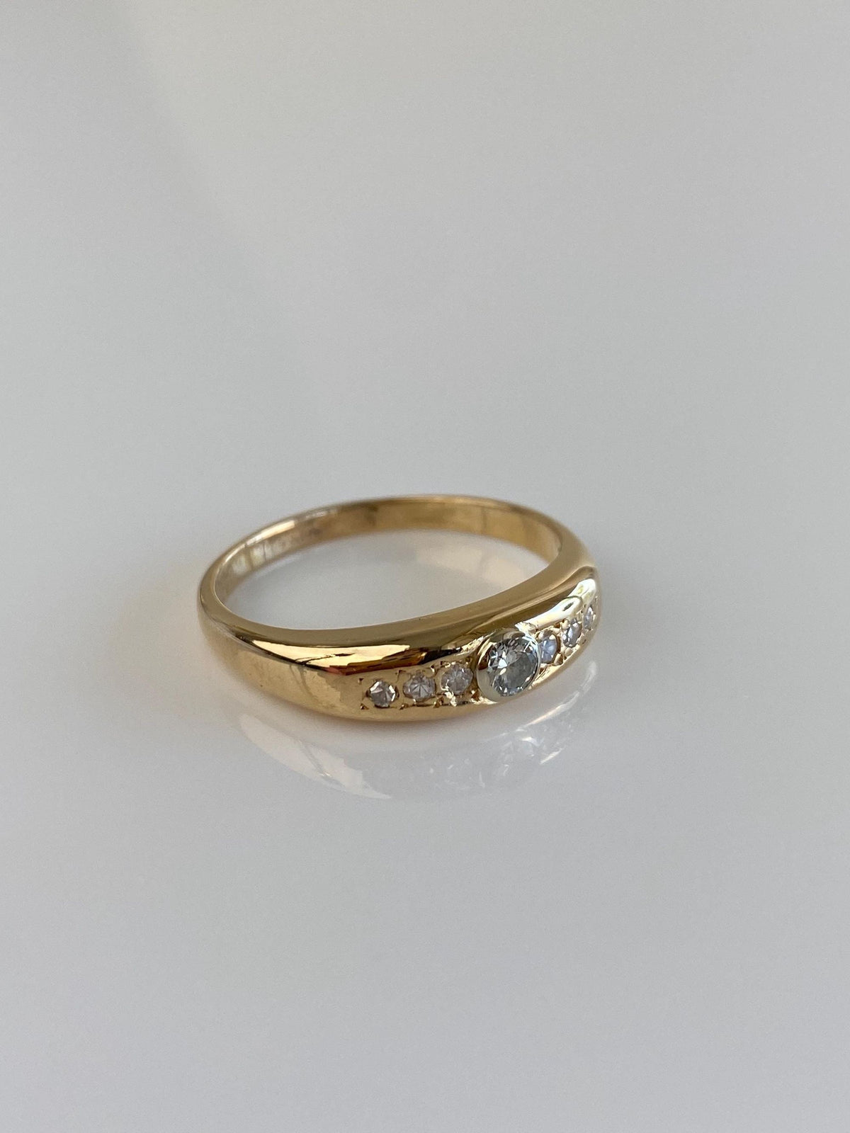 Vintage Solid 14k Yellow Gold Diamonds Ring Band - Size 9.25