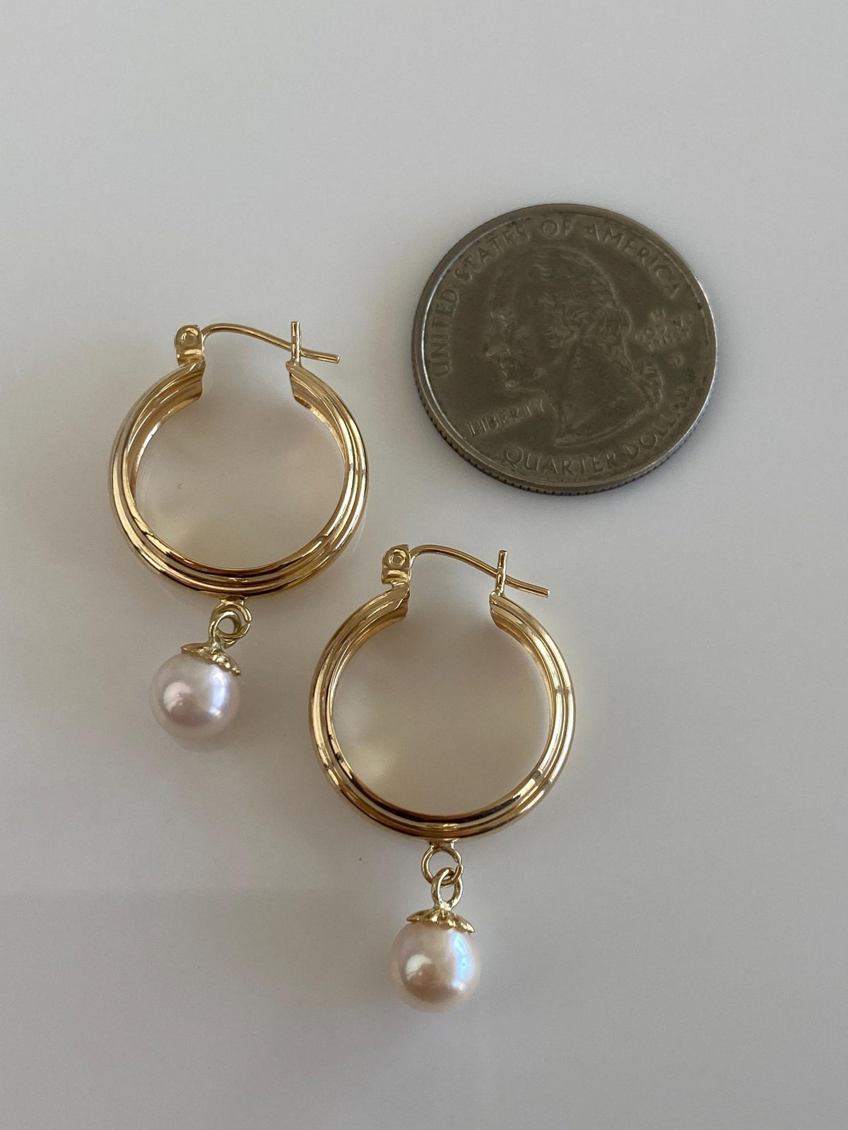Vintage Solid 14k Yellow Gold Pearl Dangle Lined Hoop Earrings