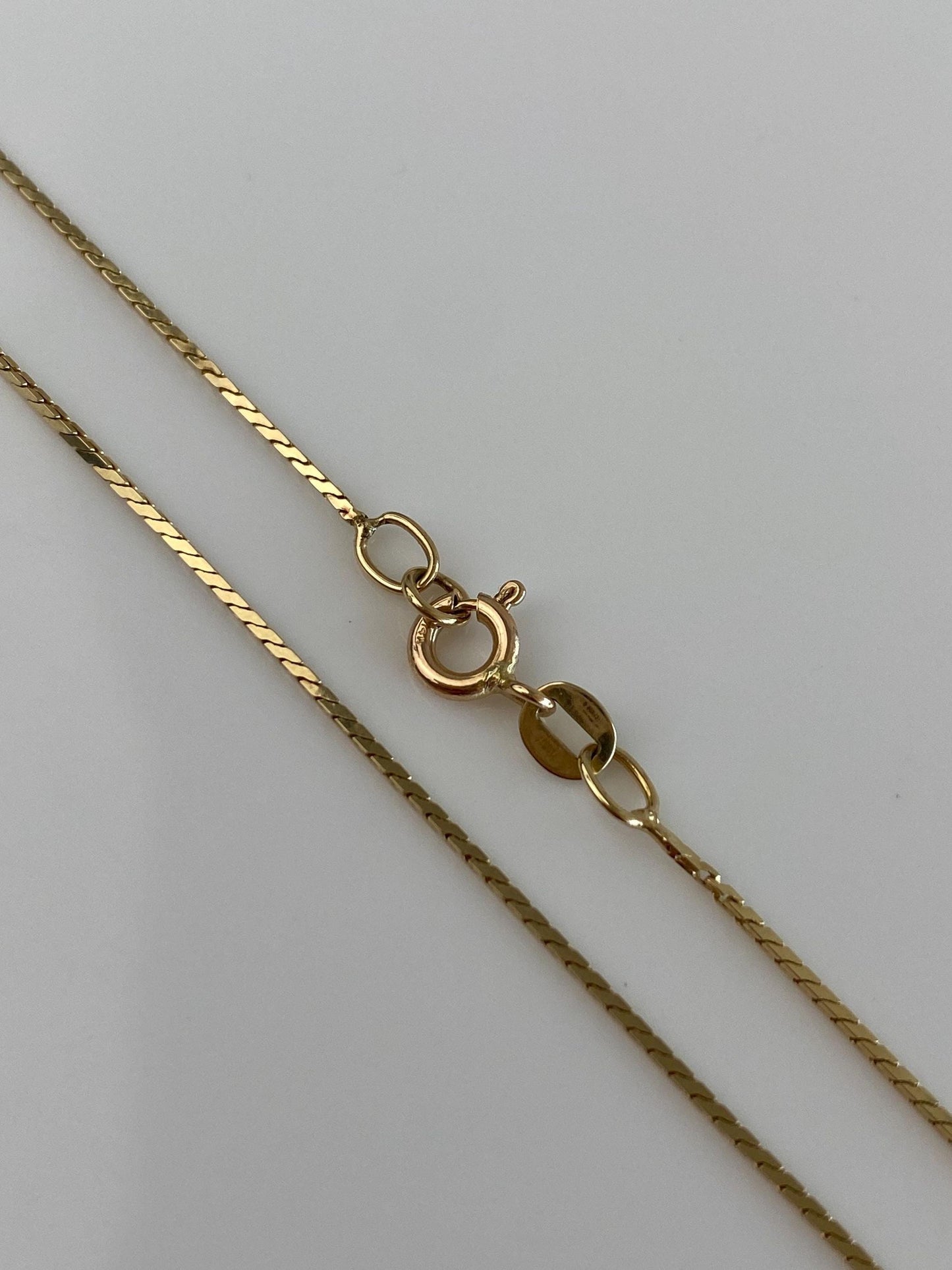 Vintage Solid 14k Yellow Gold Square Serpentine Chain Necklace - 17.25 inches
