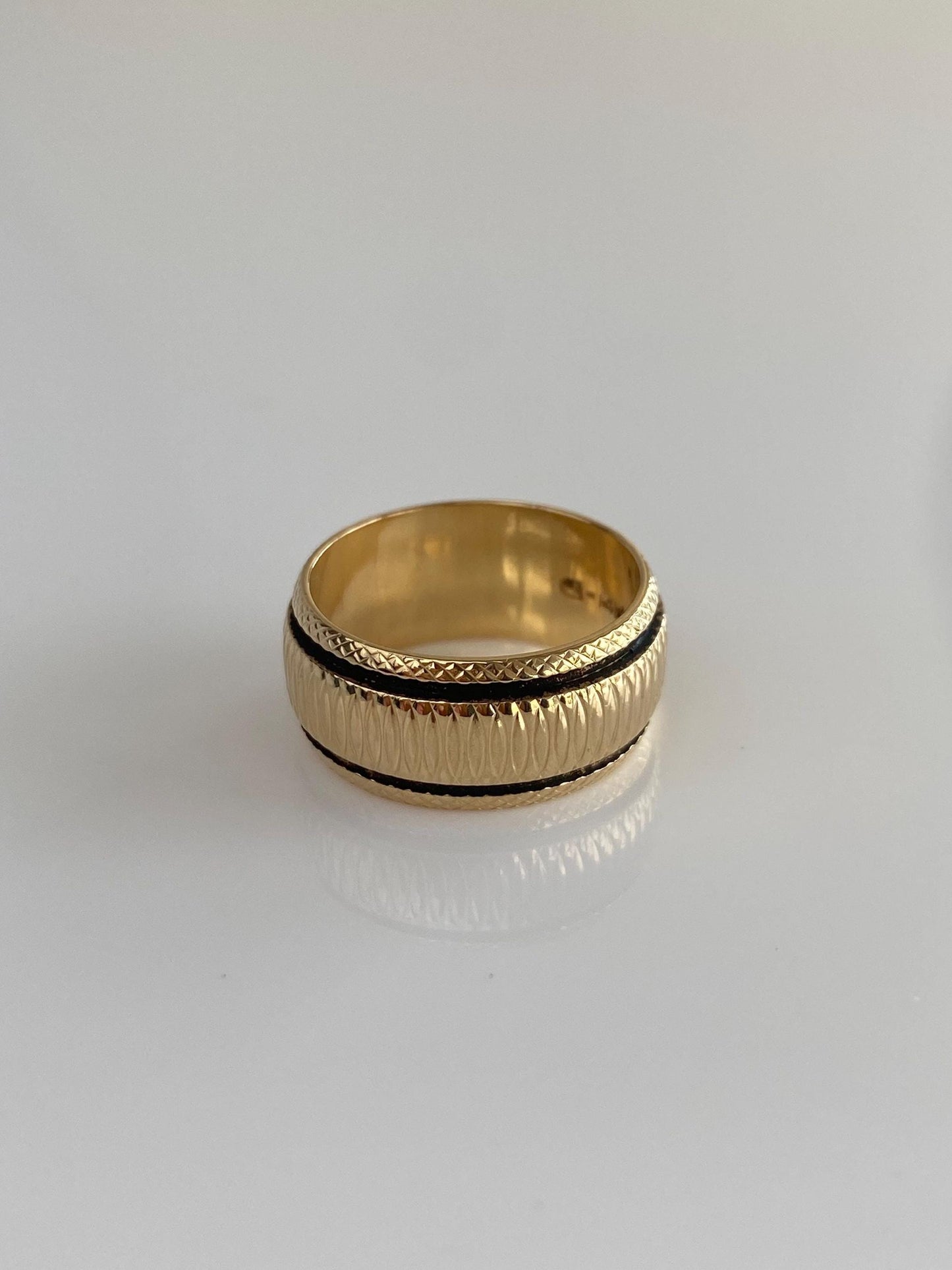 Vintage Solid 14k Yellow Gold Black Enamel Designed Wide Ring Band - Size 6.25