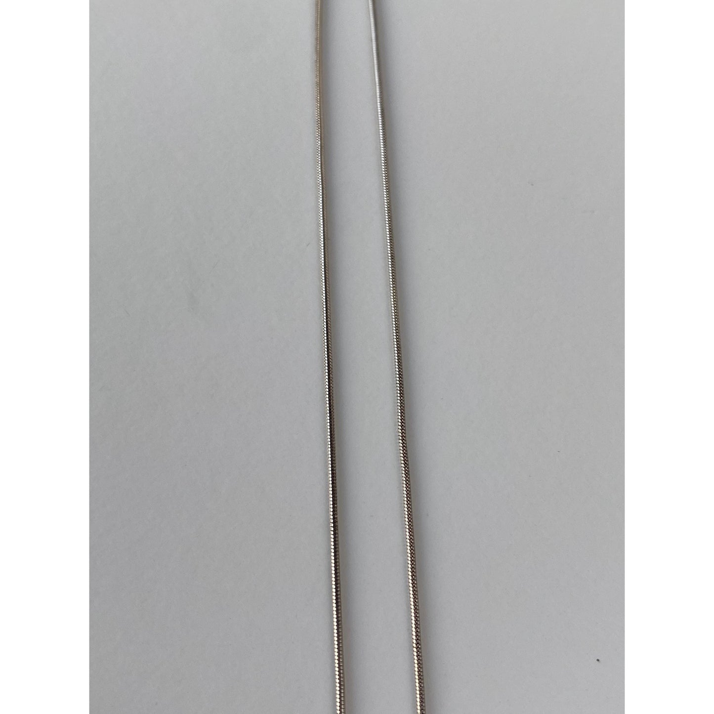 Vintage Solid 14k White Gold Topaz Snake Chain Lariat Necklace - 18.25 inches