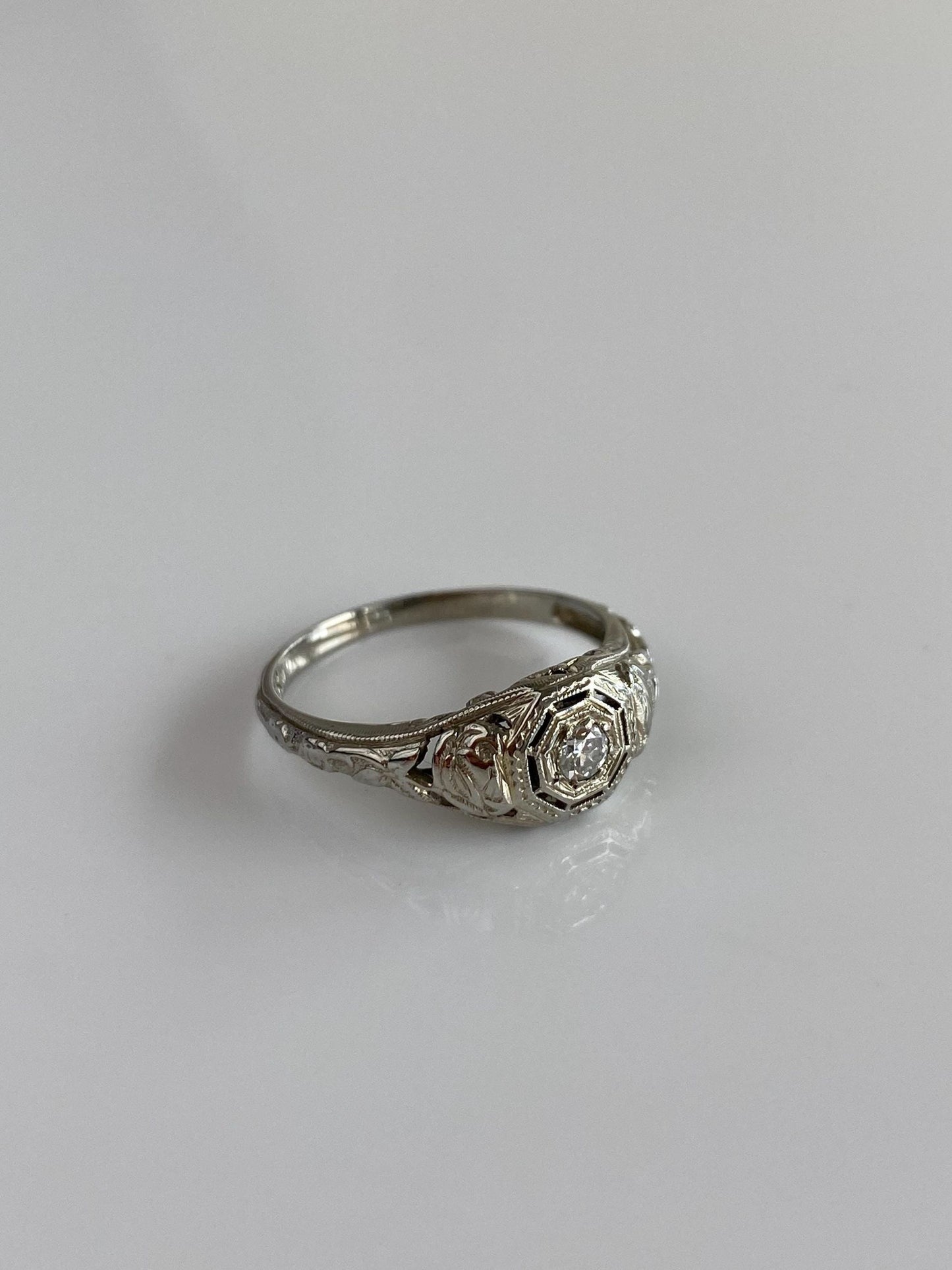 Vintage Solid 18k White Gold Enamel Diamond Art Deco Ring - Size 6.25