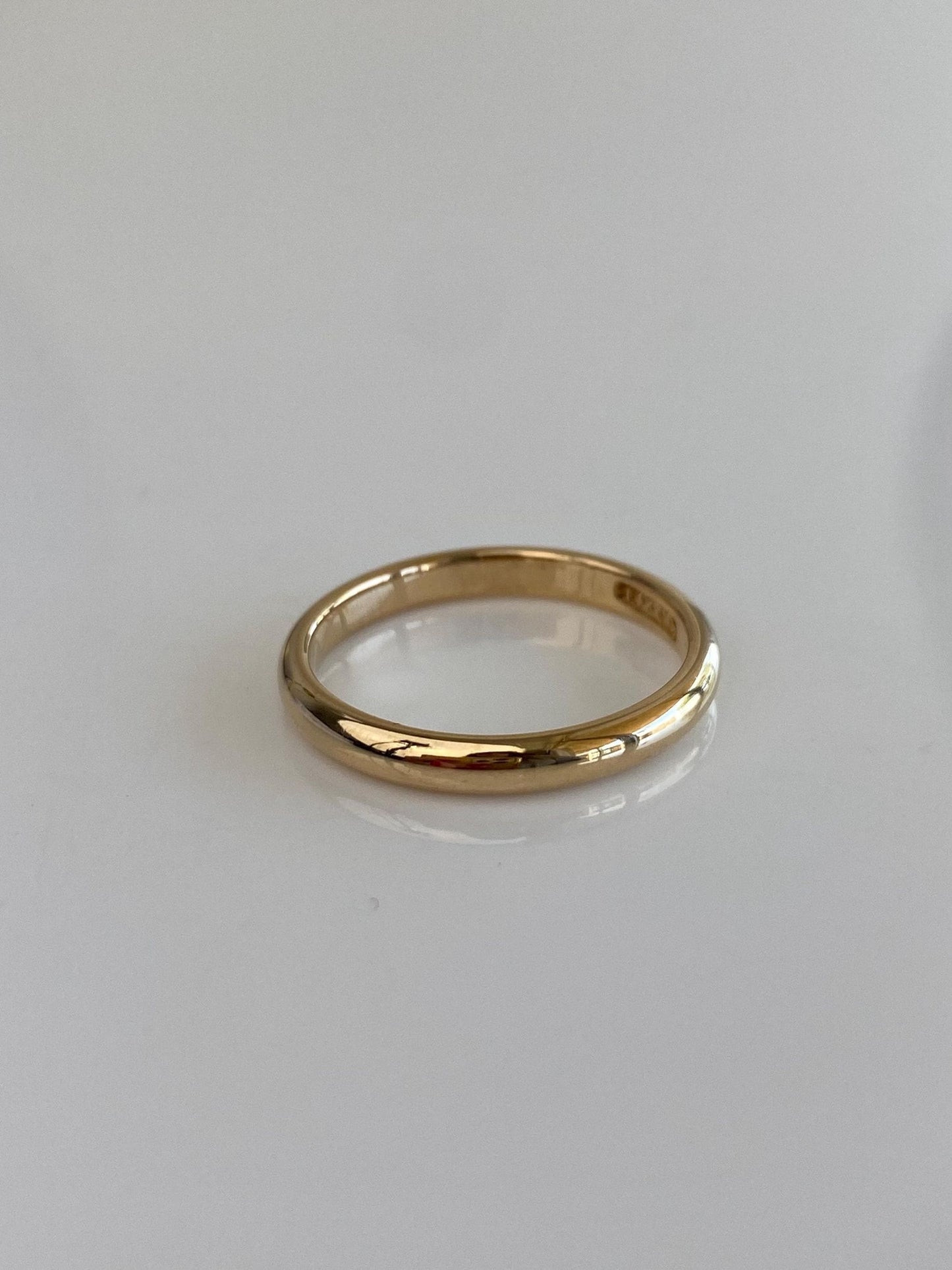 Vintage Solid 14k Yellow Gold Ring Band - Size 7.5