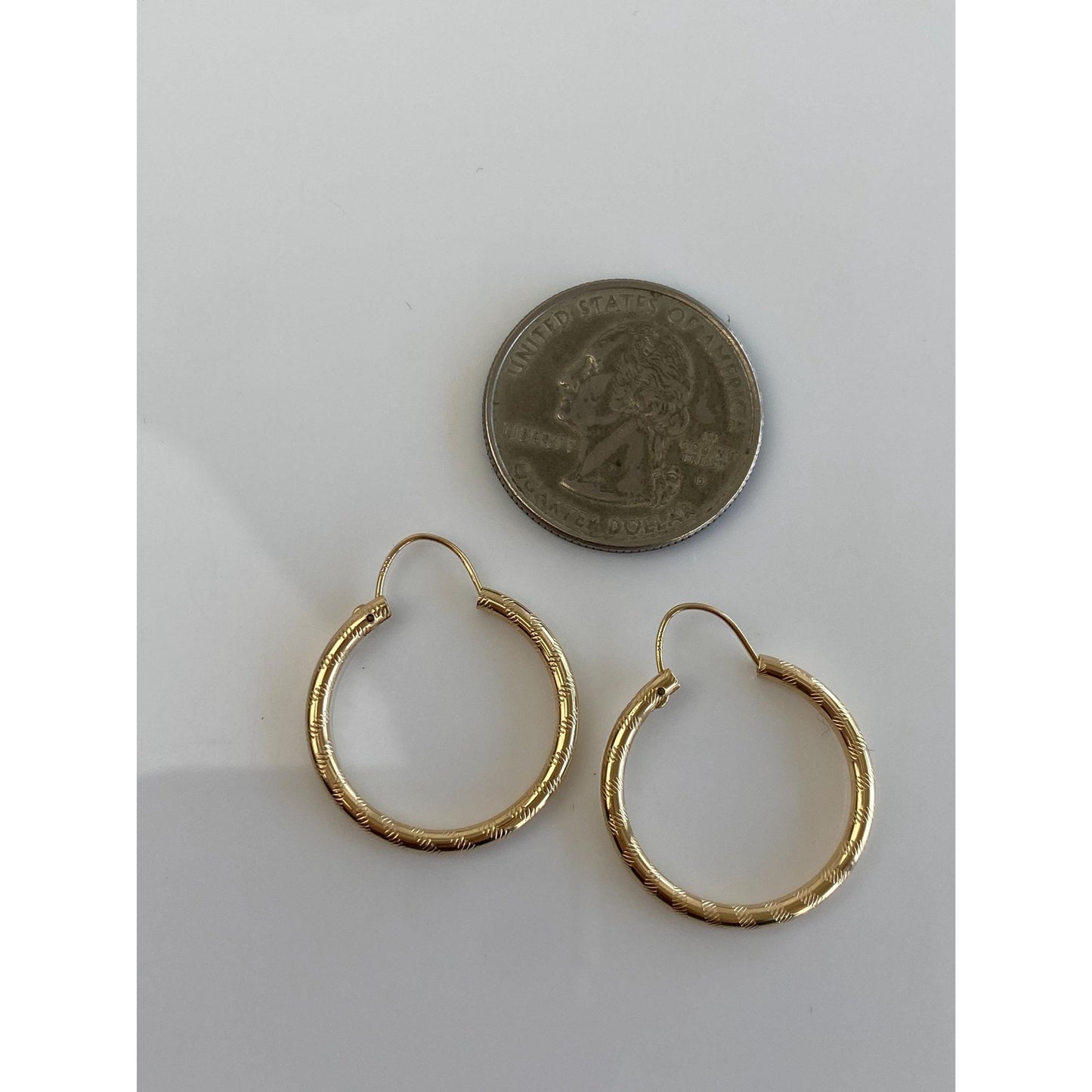 Vintage 14k Yellow Gold Designed Hoop Earrings