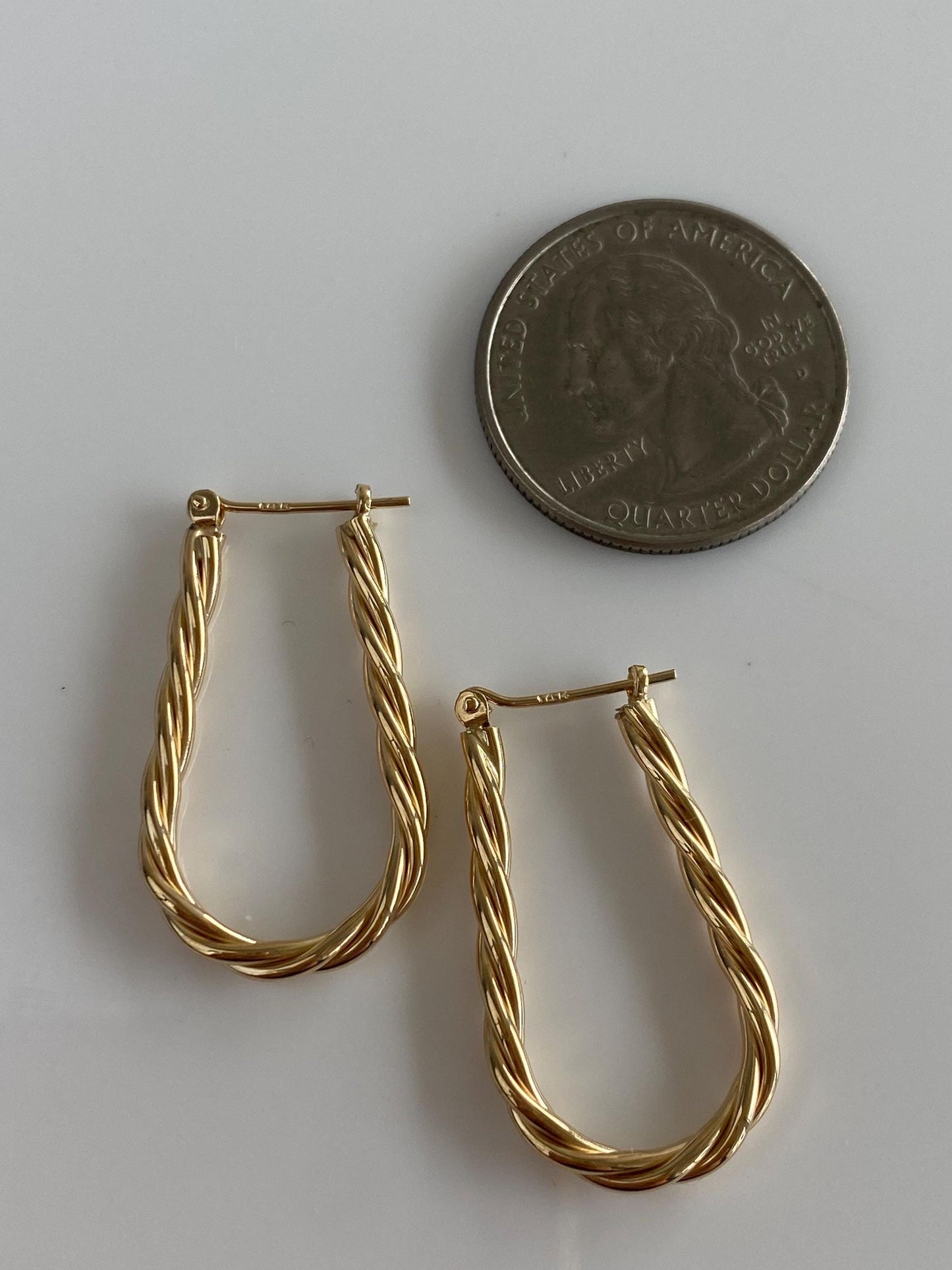 Vintage Solid 14k Yellow Gold Twist Oval Hoop Earrings