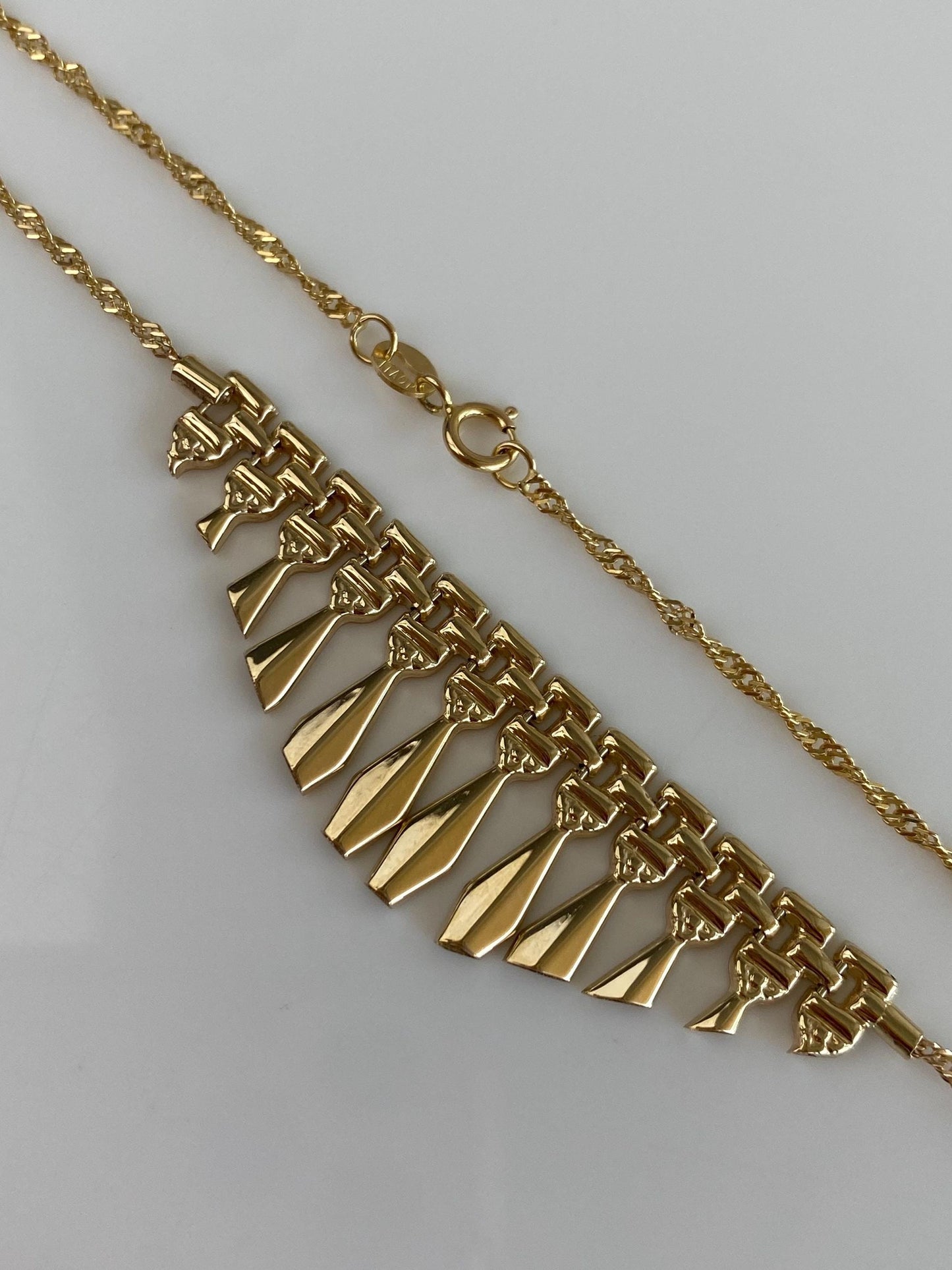 Vintage 14k Yellow Gold Graduated Cleopatra Twist Chain Necklace - 17.75 inches