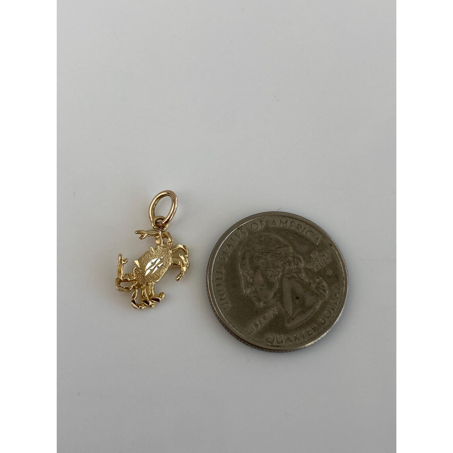 Vintage Solid 14k Yellow Gold Diamond Cut Crab Charm