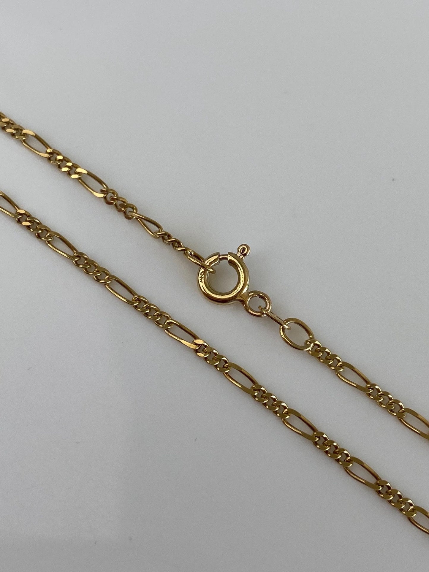 Vintage Solid 18k Yellow Gold Figaro Chain Necklace - 24.25 inches
