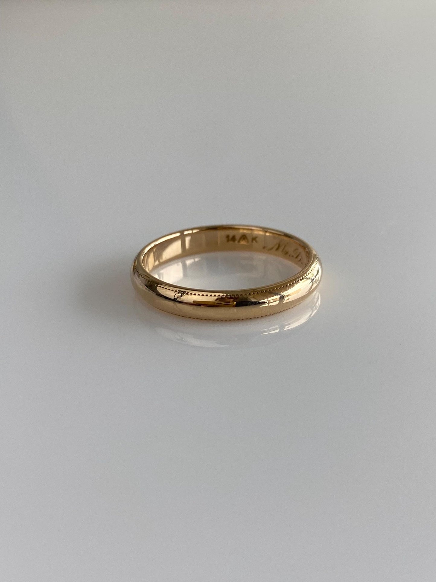 Vintage Solid 14k Yellow Gold Milgrain Ring Band - Size 6.5