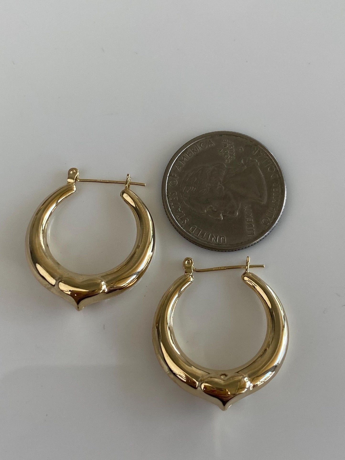 Vintage 14k Yellow Gold Tapered Heart Hoop Earrings