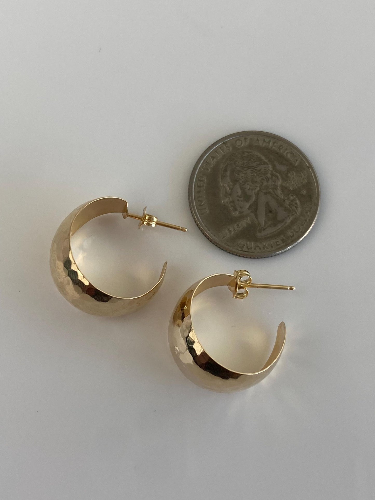 Vintage Solid 14k Yellow Gold Hammered Tapered Hoop Earrings