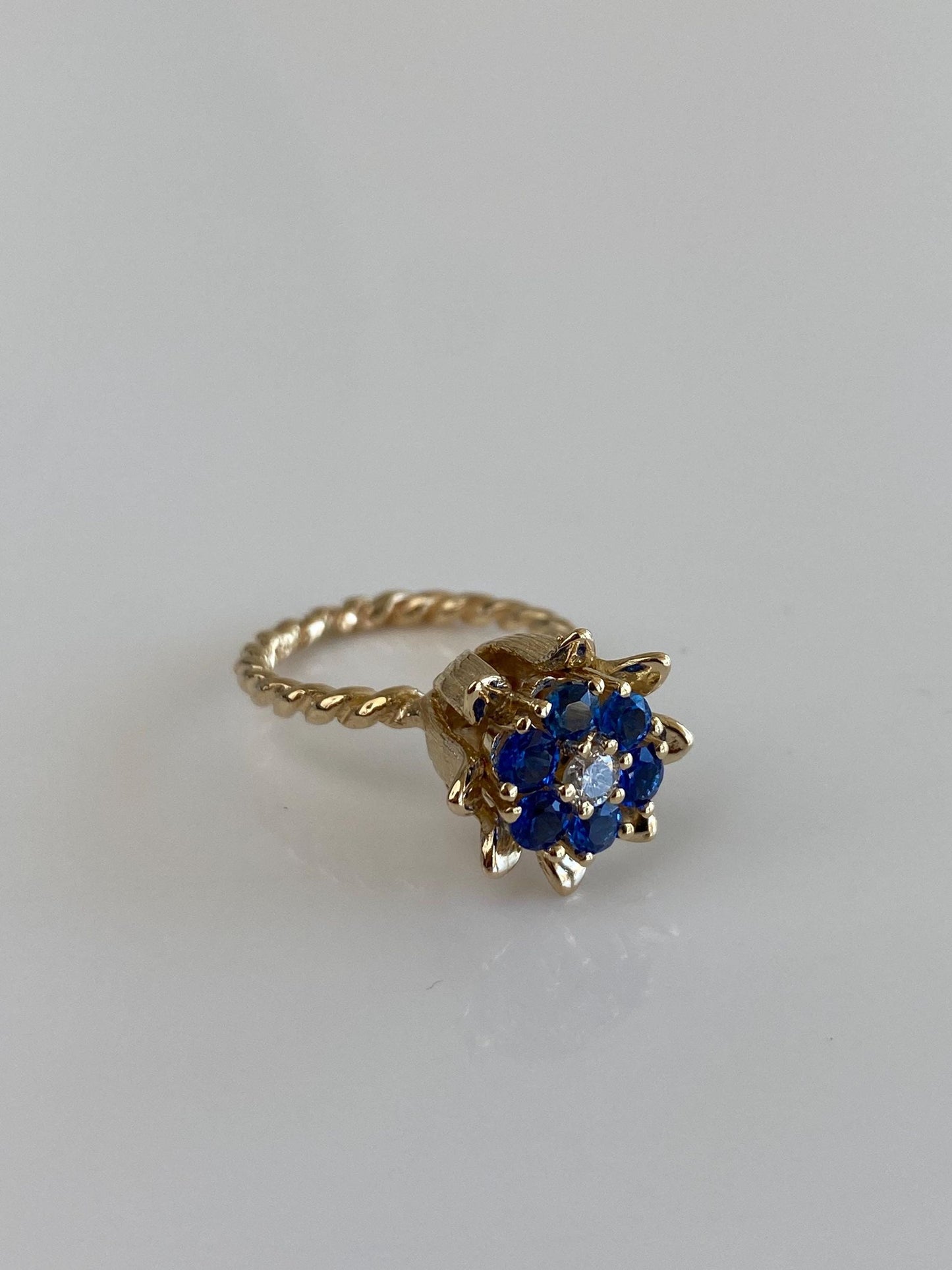 Vintage Solid 12k Yellow Gold Diamond Blue Spinel Halo Flower Ring - Size 4.25