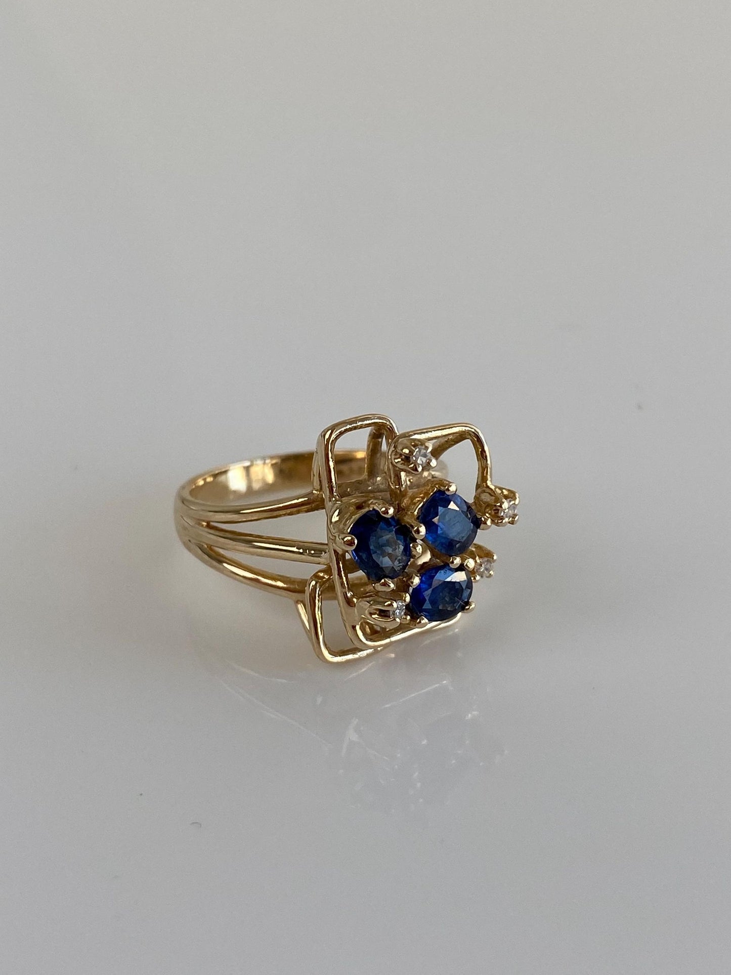 Vintage Solid 14k Yellow Gold Diamond Blue Sapphire Cubist Ring - Size 6.25