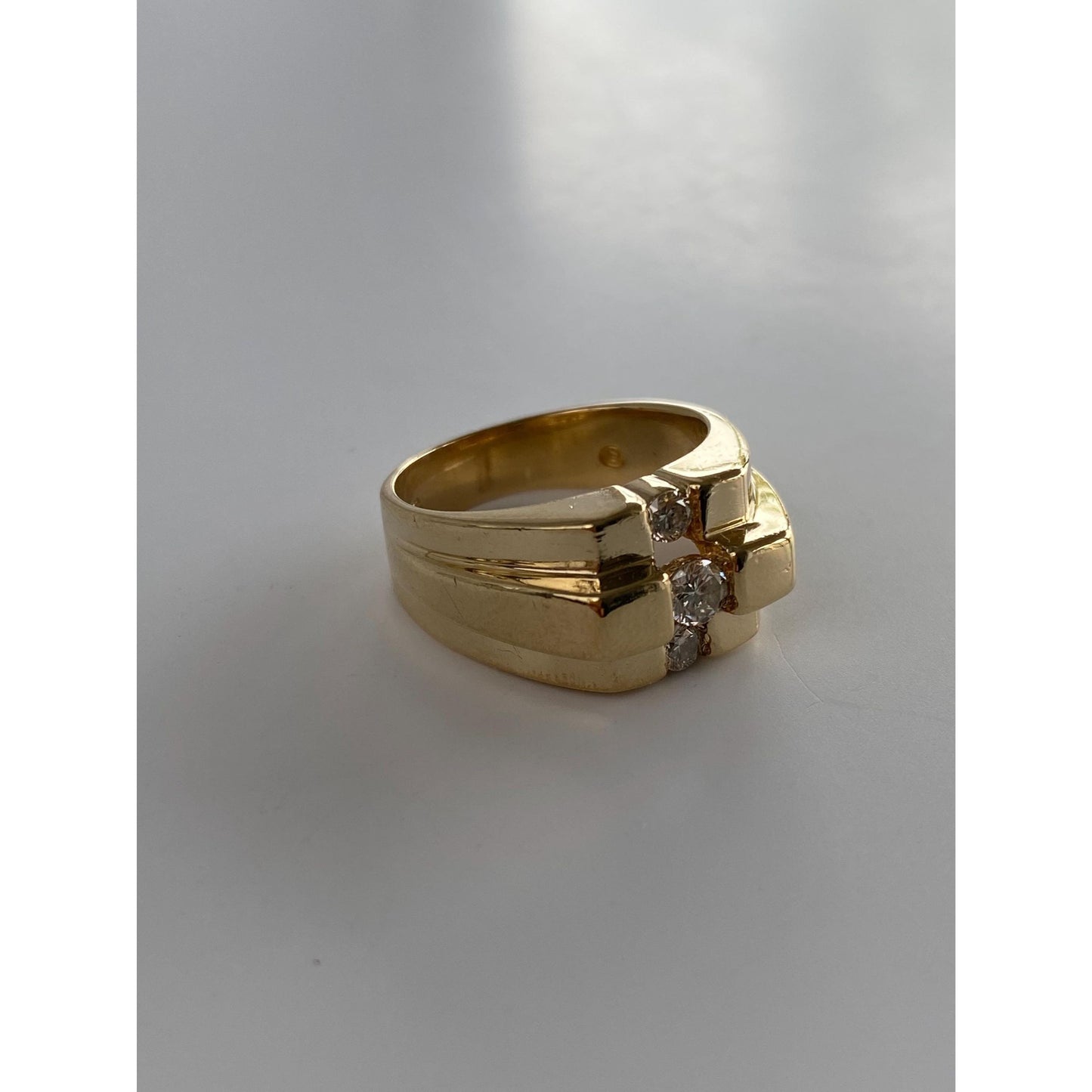 Vintage Solid 14k Yellow Gold Diamond Stepped Ring - Size 7.25