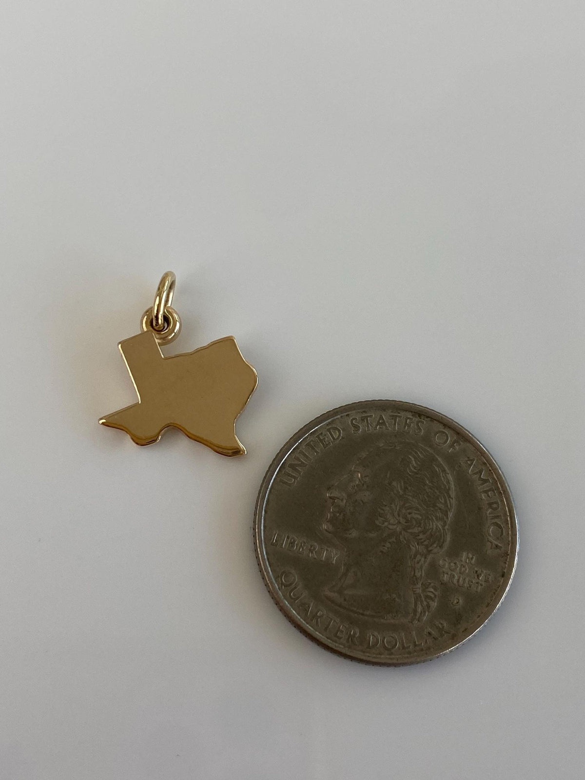 Vintage Solid 14k Yellow Gold Texas Charm