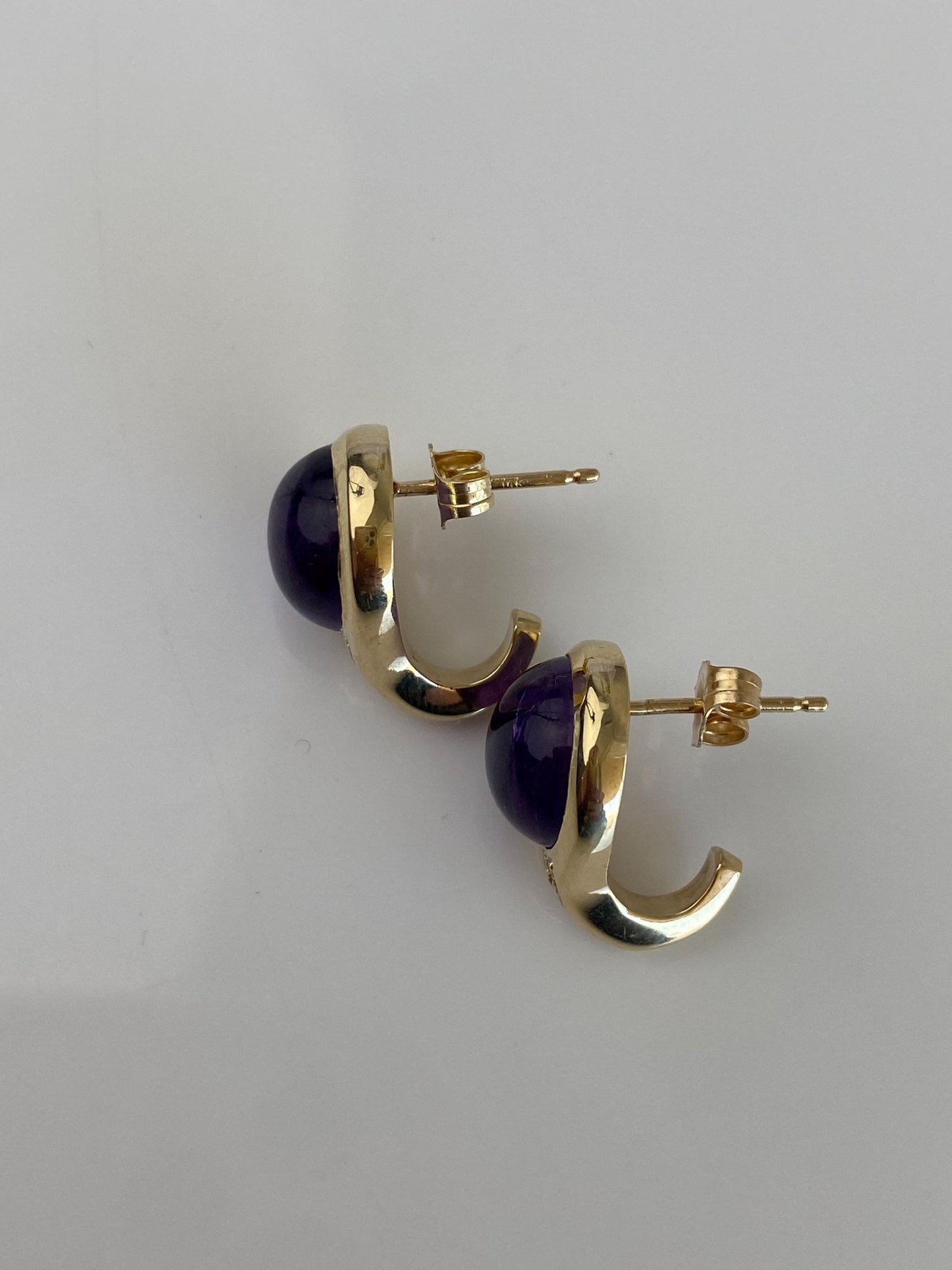 Vintage Solid 14k Yellow Gold Amethyst Cabochon Diamonds Drop Earrings