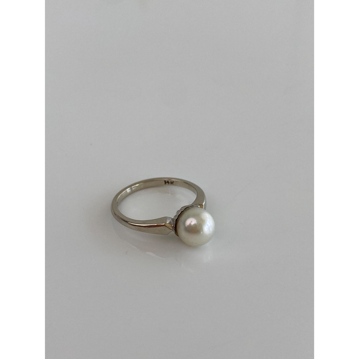 Vintage Solid 14k White Gold Pearl Ring - Size 4.75