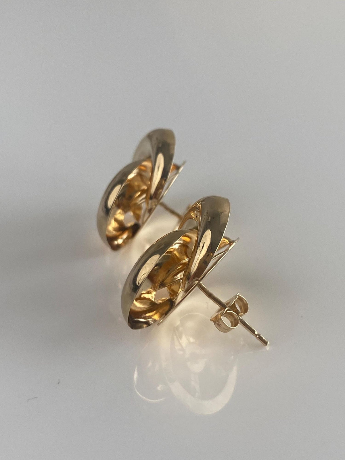 Vintage Solid 14k Yellow Gold Knot Drop Earrings