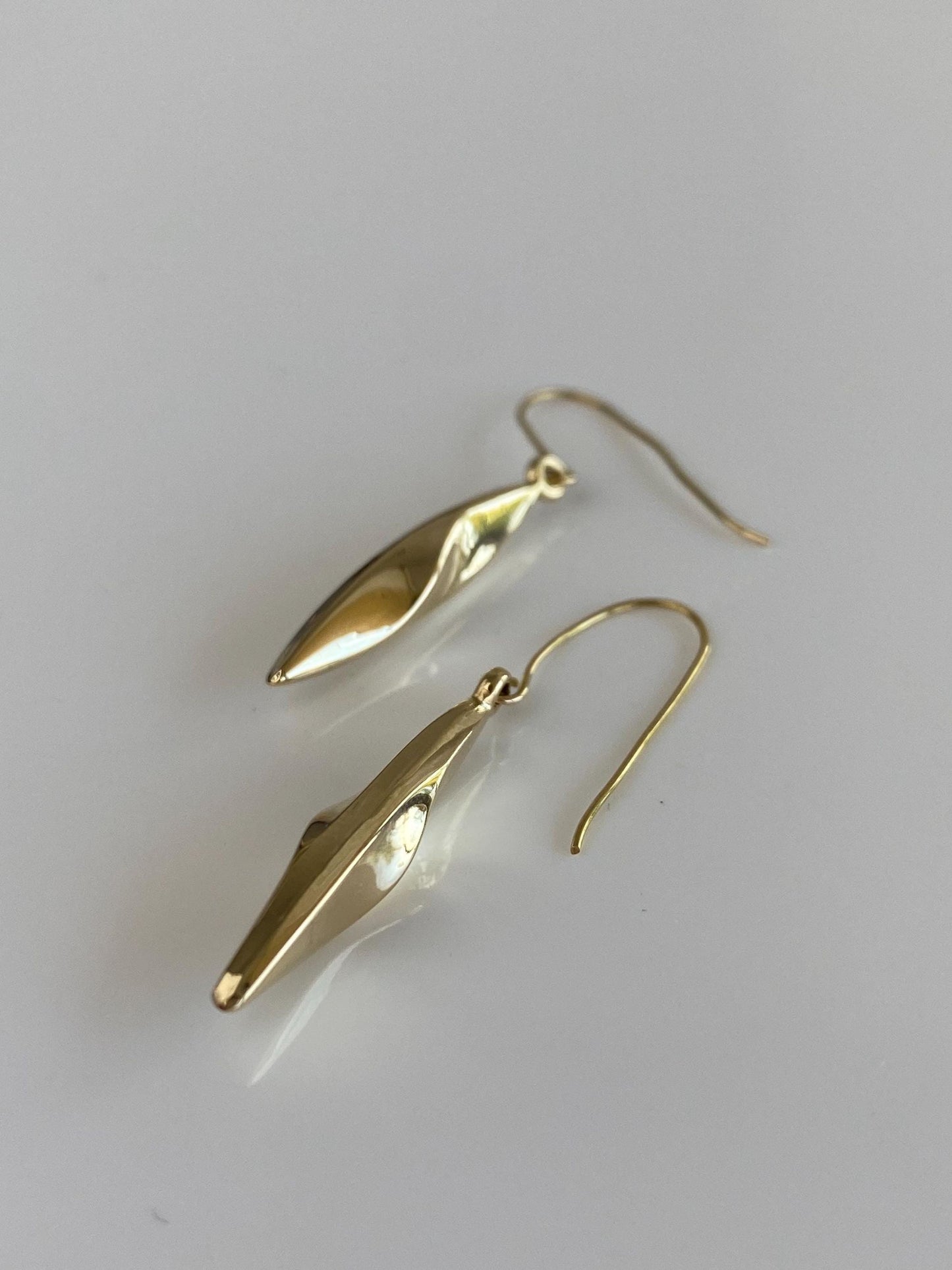Vintage 14k Yellow Gold Dangle Earrings