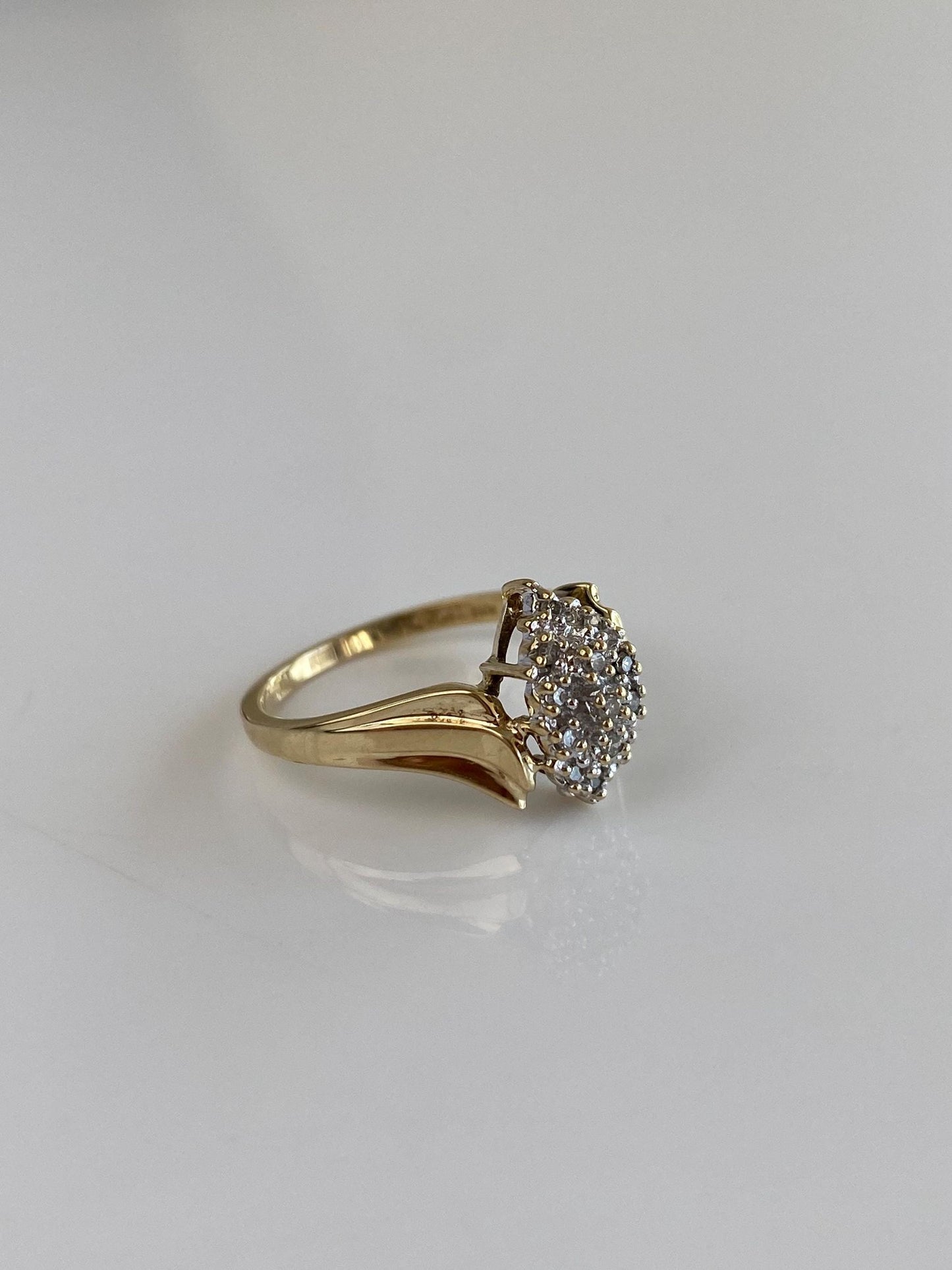 Vintage Solid 10k Yellow Gold Diamond Cluster Ring - Size 7