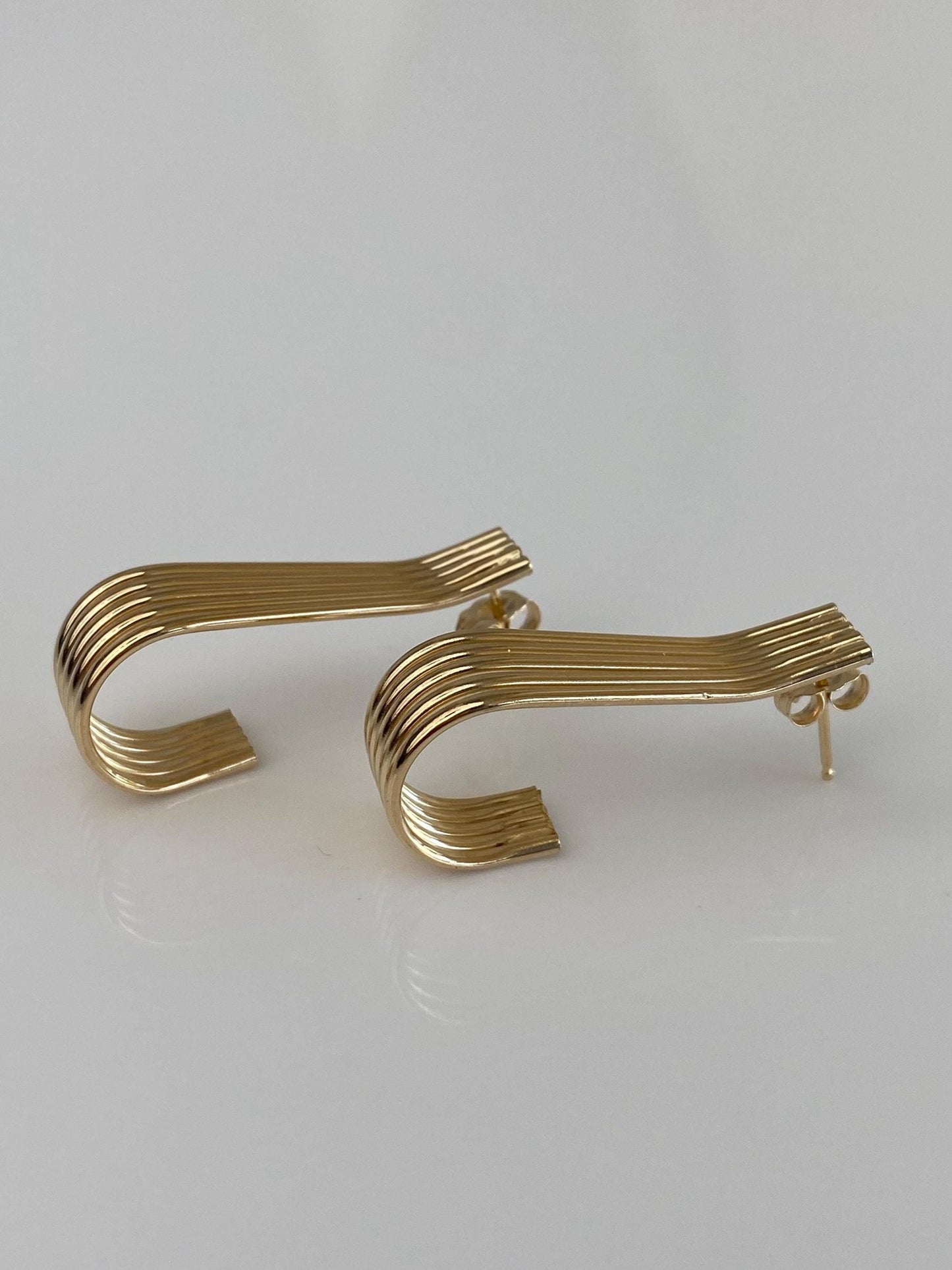 Vintage 14k Yellow Gold Layered Lined Drop Earrings