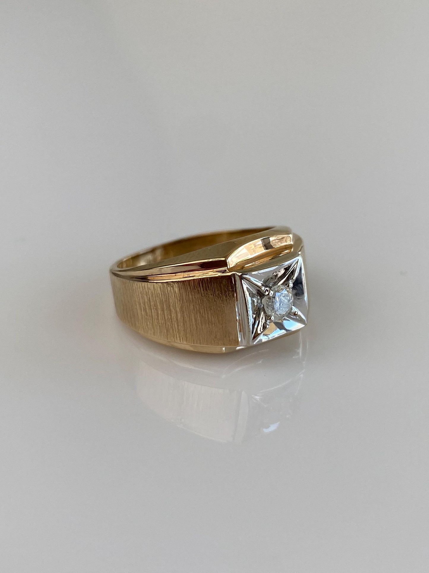 Vintage Solid 14k White & Yellow Gold Diamond Ring Band - Size 8