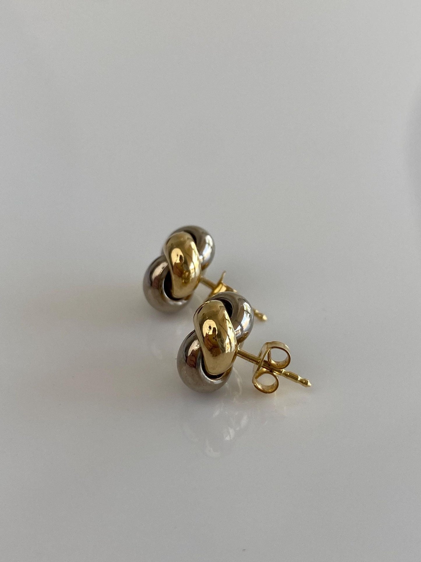 Vintage Solid 18k White & Yellow Gold Knot Stud Earrings