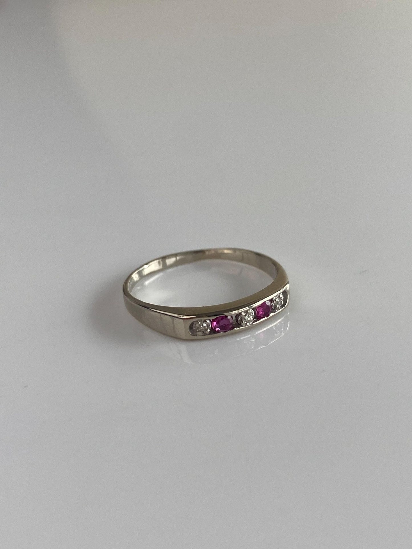 Vintage Solid 14k White Gold Diamond Pink Spinel Ring - Size 5.75