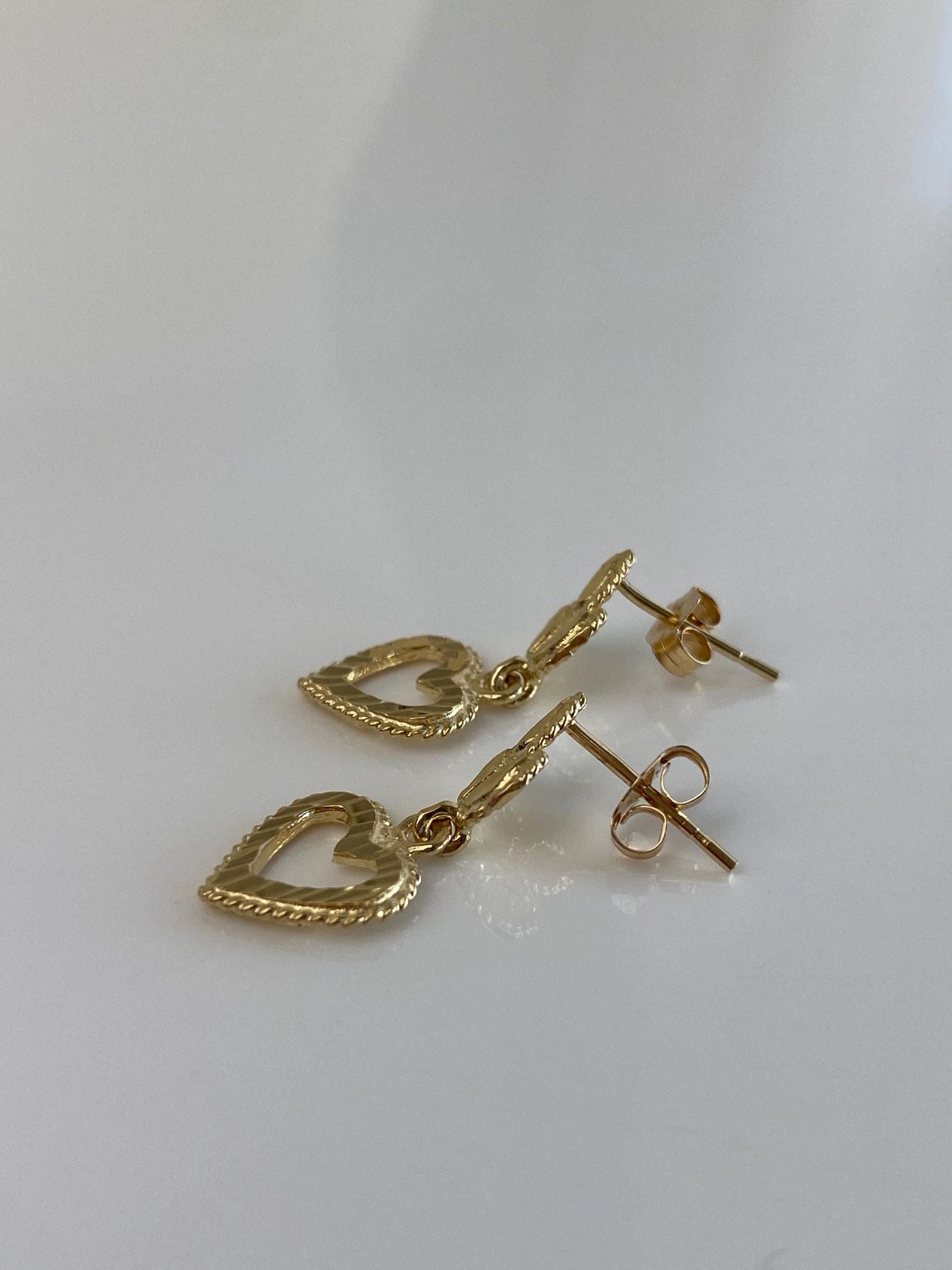 Vintage Solid 14k Yellow Gold Diamond Cut Heart Dangle Stud Earrings