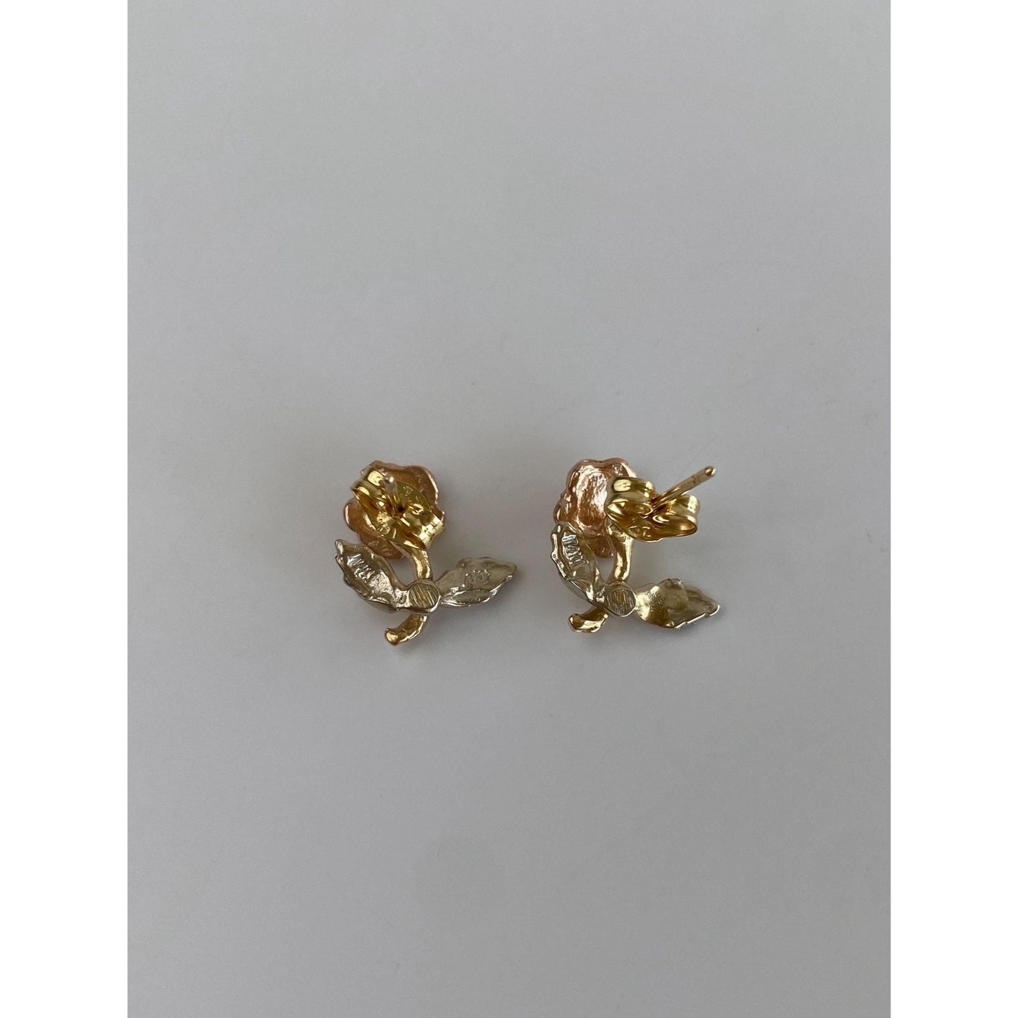 Vintage Solid 14k Tri Tone Gold Diamond Cut Rose Stud Earrings