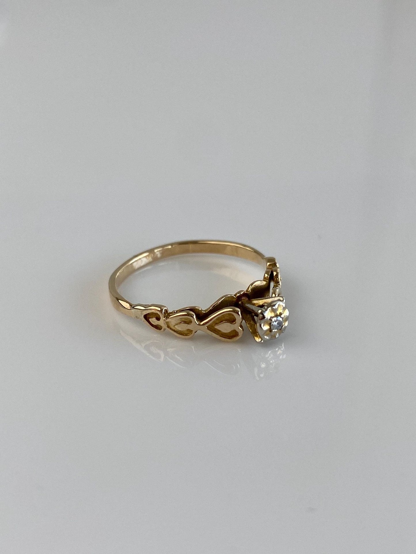 Vintage Solid 10k Yellow Gold Diamond Hearts Ring - Size 5.75