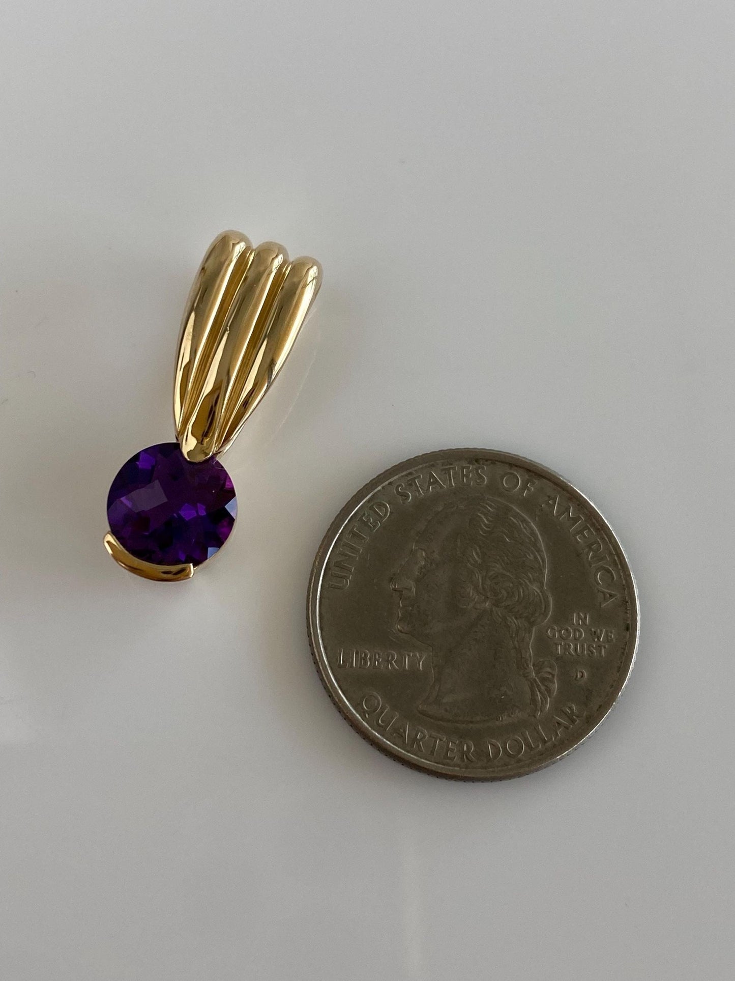 Vintage Solid 14k Yellow Gold Rose Cut Amethyst Fluted Charm